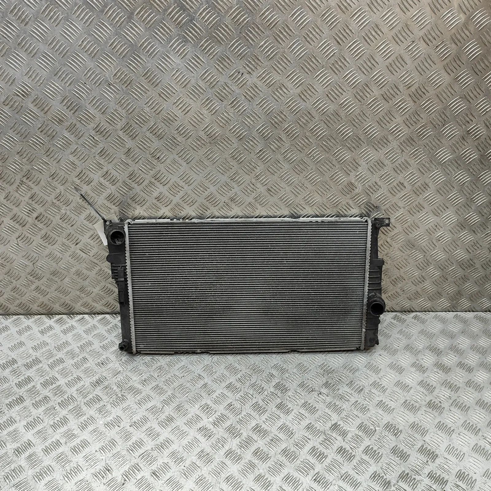 BMW 4 (F32 / F33 / F36) Cooling Radiator