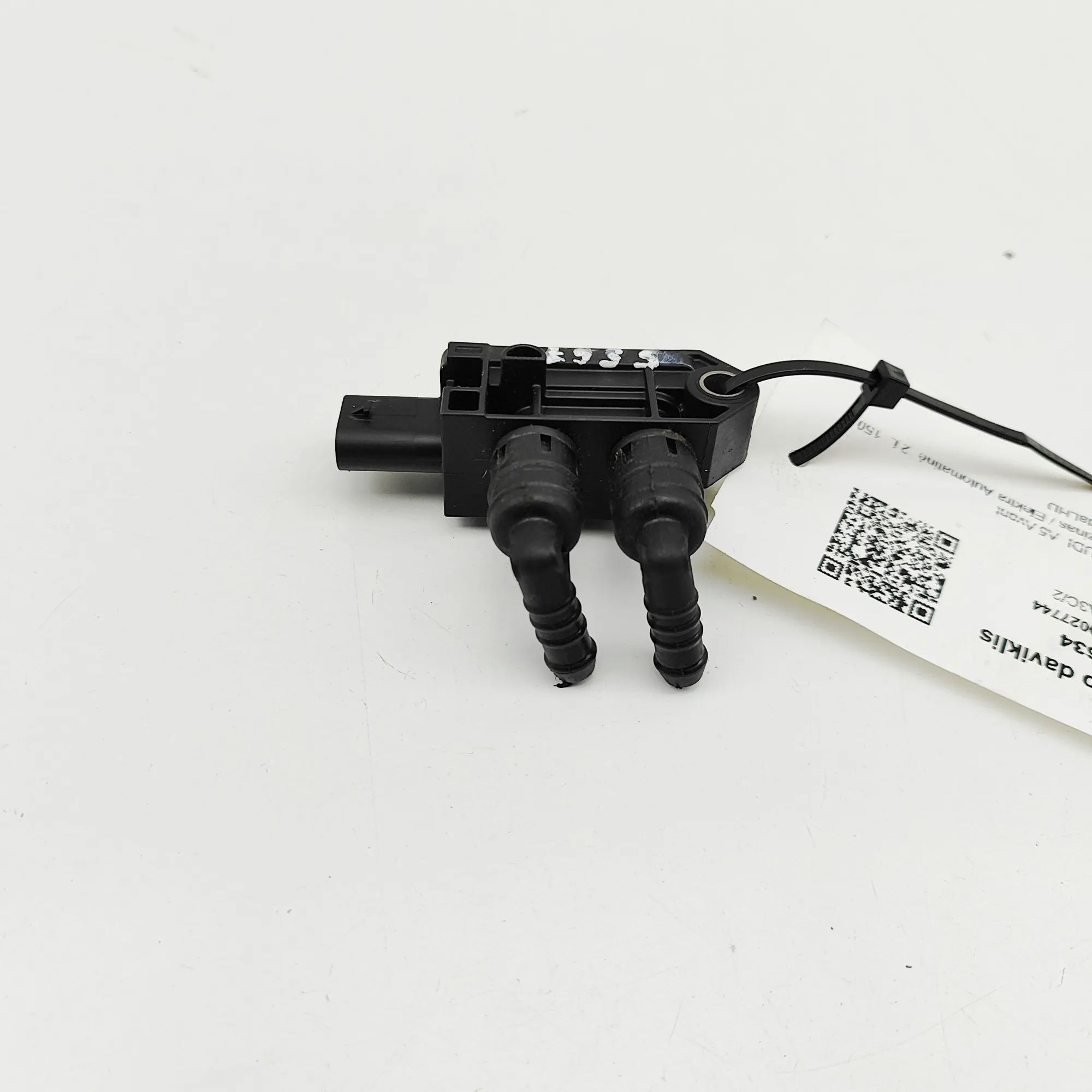 Audi A5 (B10) DPF pressure sensor
