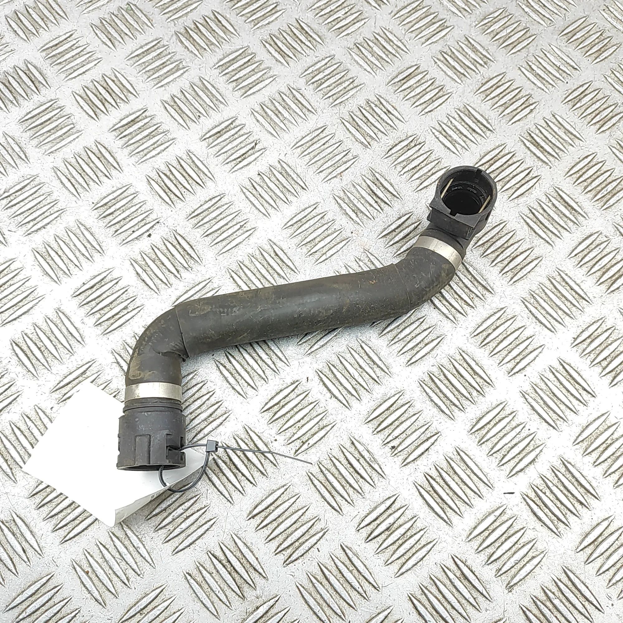 Jaguar XK Jäähdytysnesteletku Coolant hose — JAGUAR XK (Coupe X150) (2006-201...