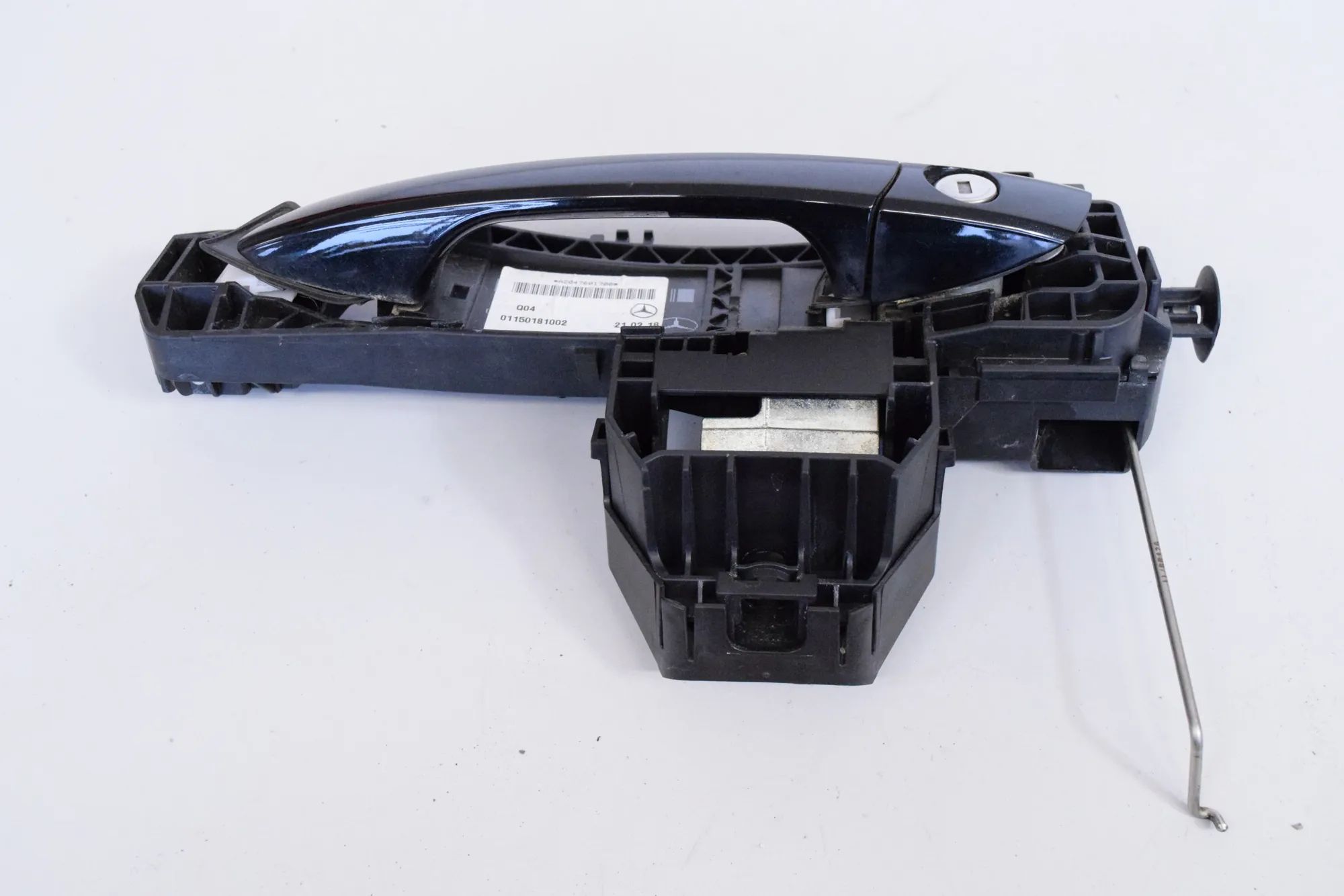 Mercedes-Benz A (W176) Exterior door handle — front left Exterior door handle — front left — MERCEDES BE...