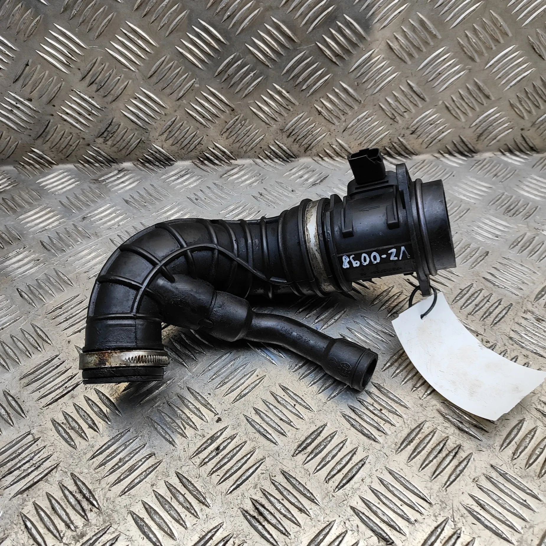 Ford Fiesta Breather hose Breather hose — FORD FIESTA (VI) (2008-...) — 9...