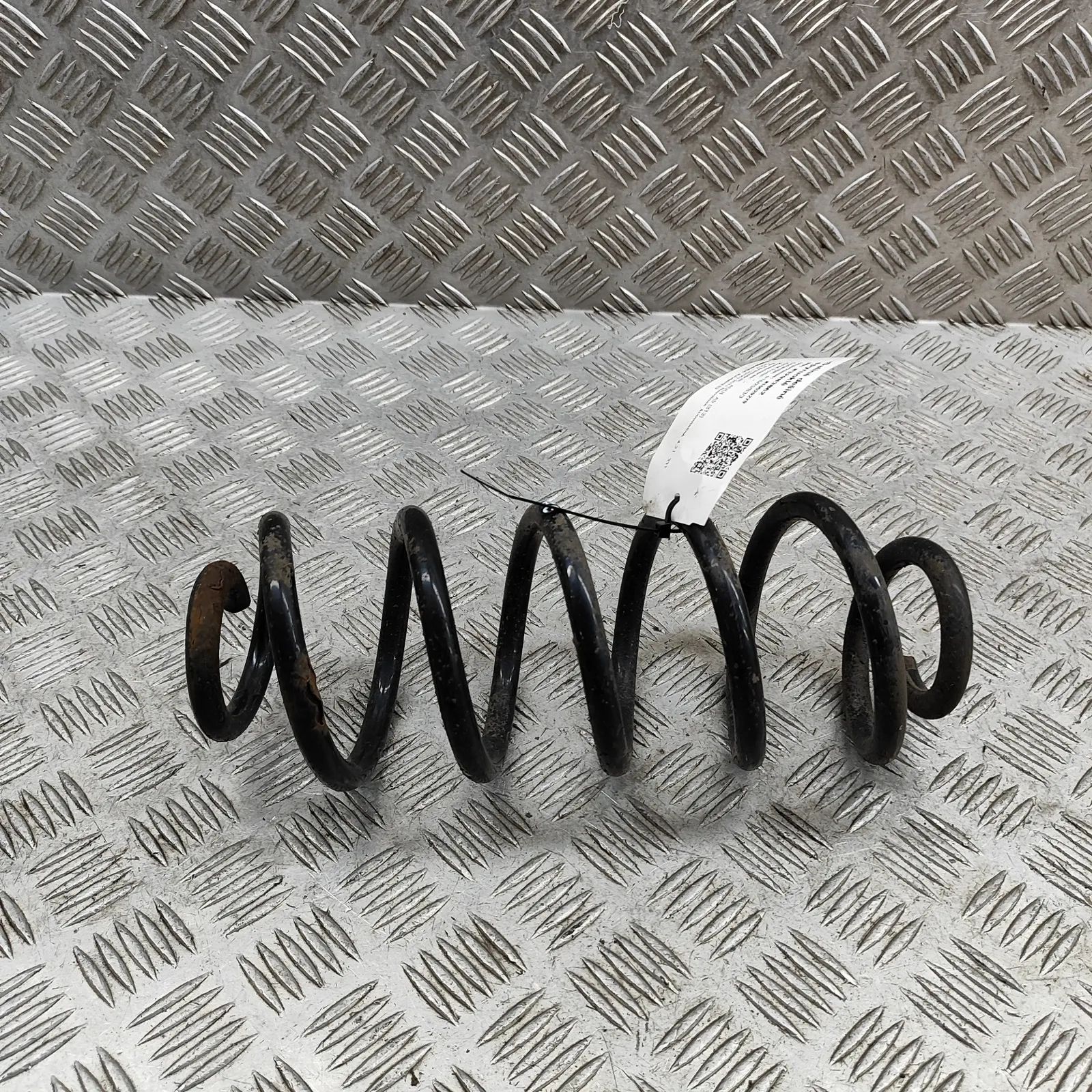 Audi A5 (B8) Coil spring — rear right Coil spring — rear right — AUDI A5 (8T3) (2007-...