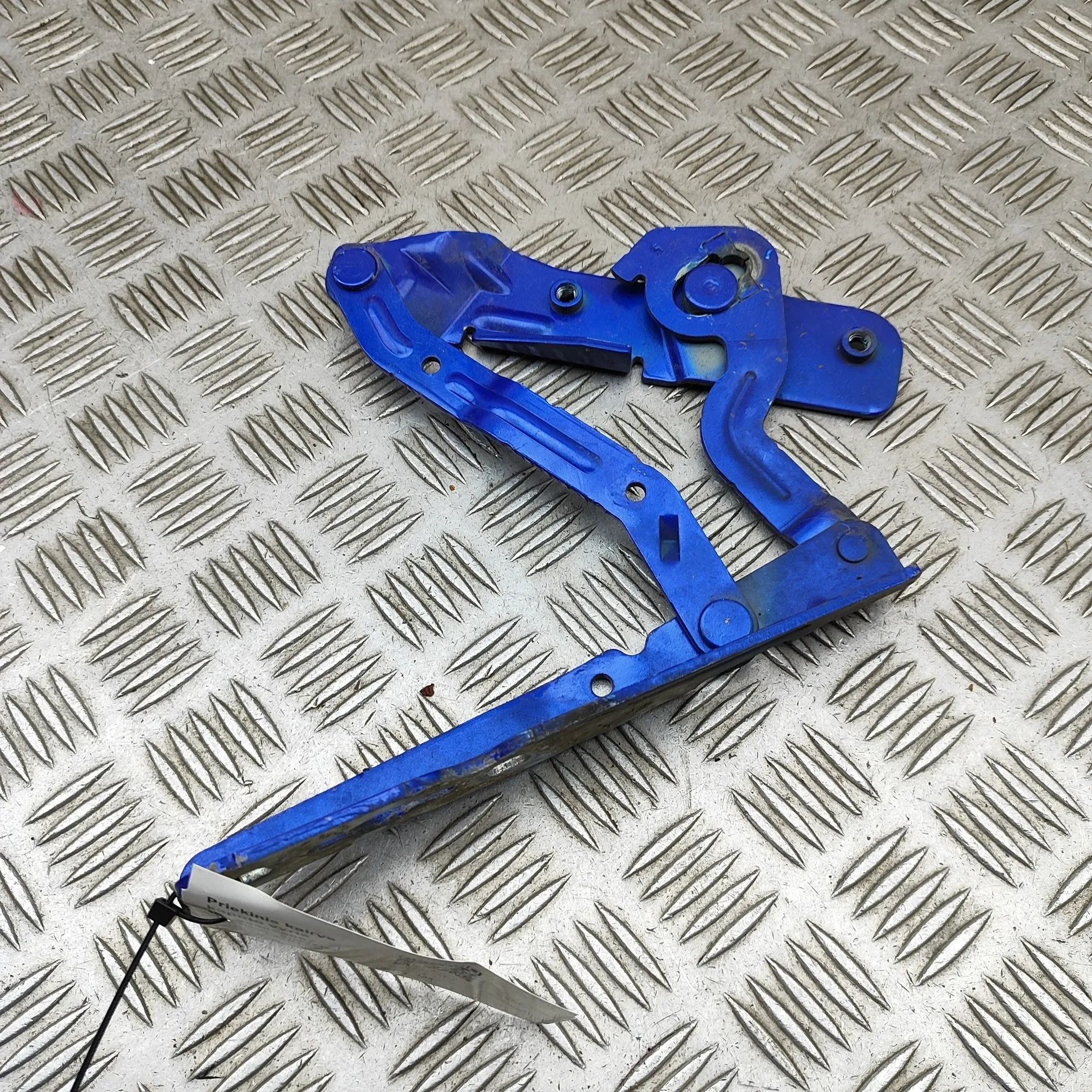 Ford EcoSport Bonnet hinge — front left Bonnet hinge — front left — FORD ECOSPORT (2011...