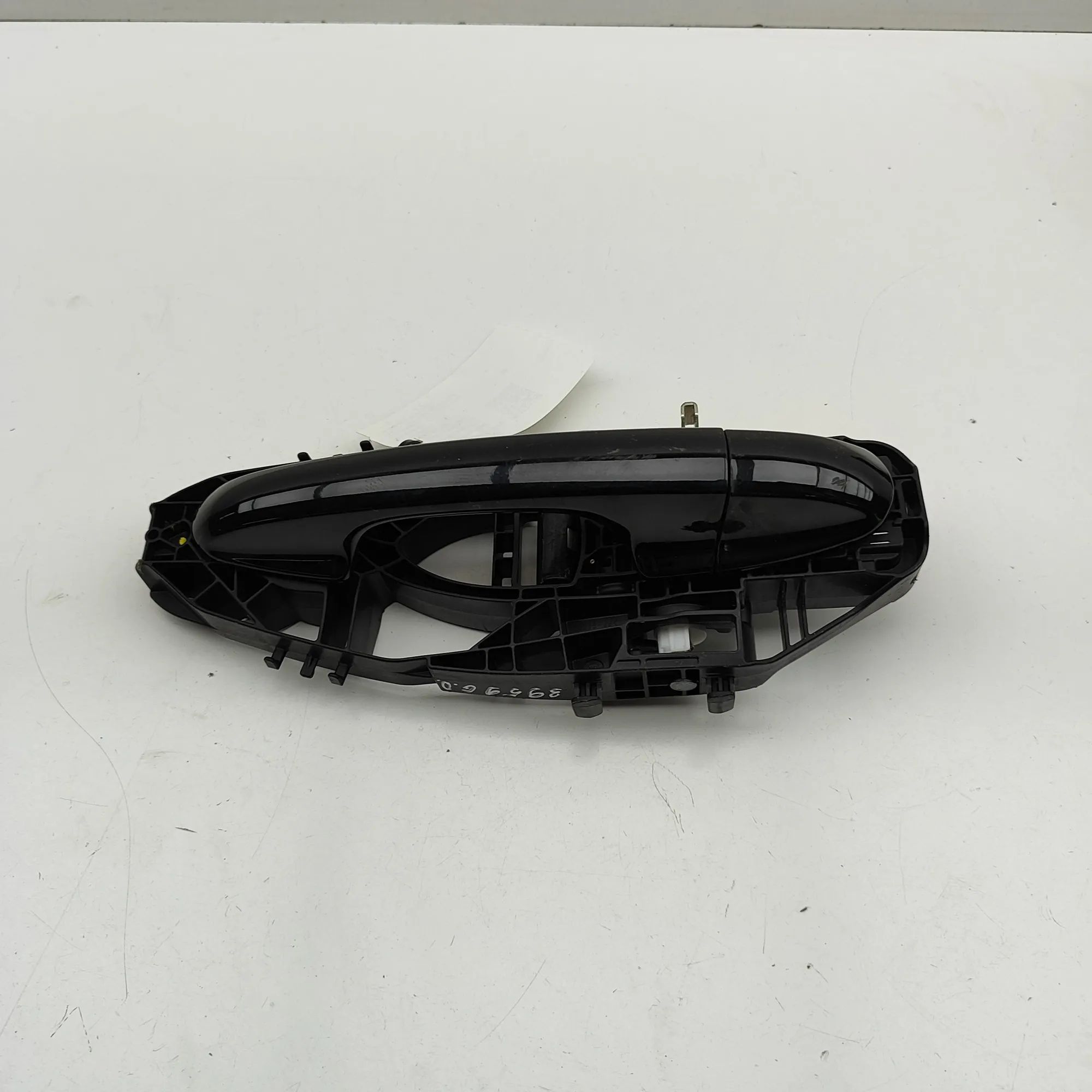 Ford Fiesta Exterior door handle — rear right Exterior door handle — rear right — FORD FIESTA...