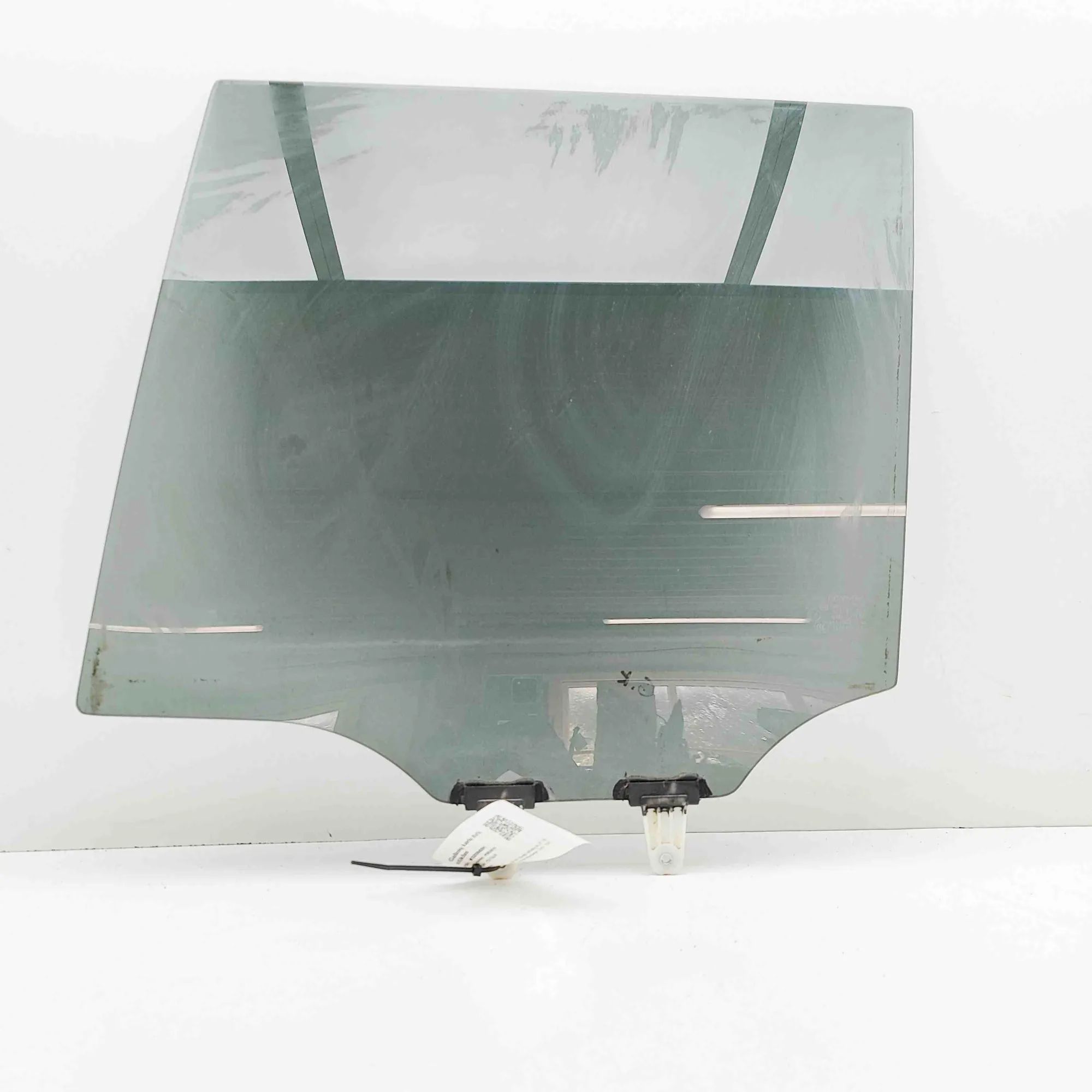 Suzuki Grand Vitara Rear Left Door Window Rear Left Door Window — SUZUKI GRAND (VITARA II...
