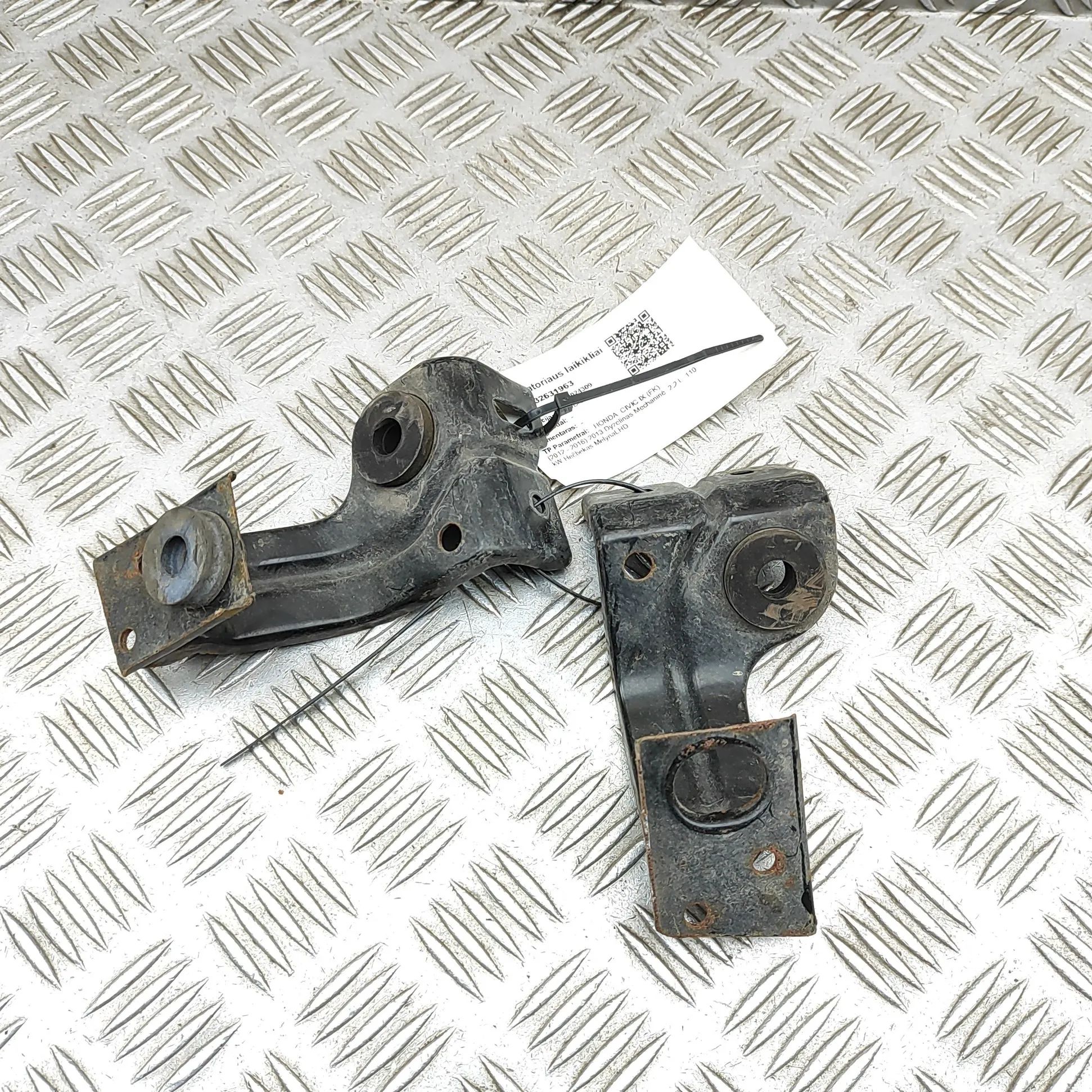 Honda Civic Radiator Holder Radiator Holder — HONDA CIVIC (IX FK) (2012-201...