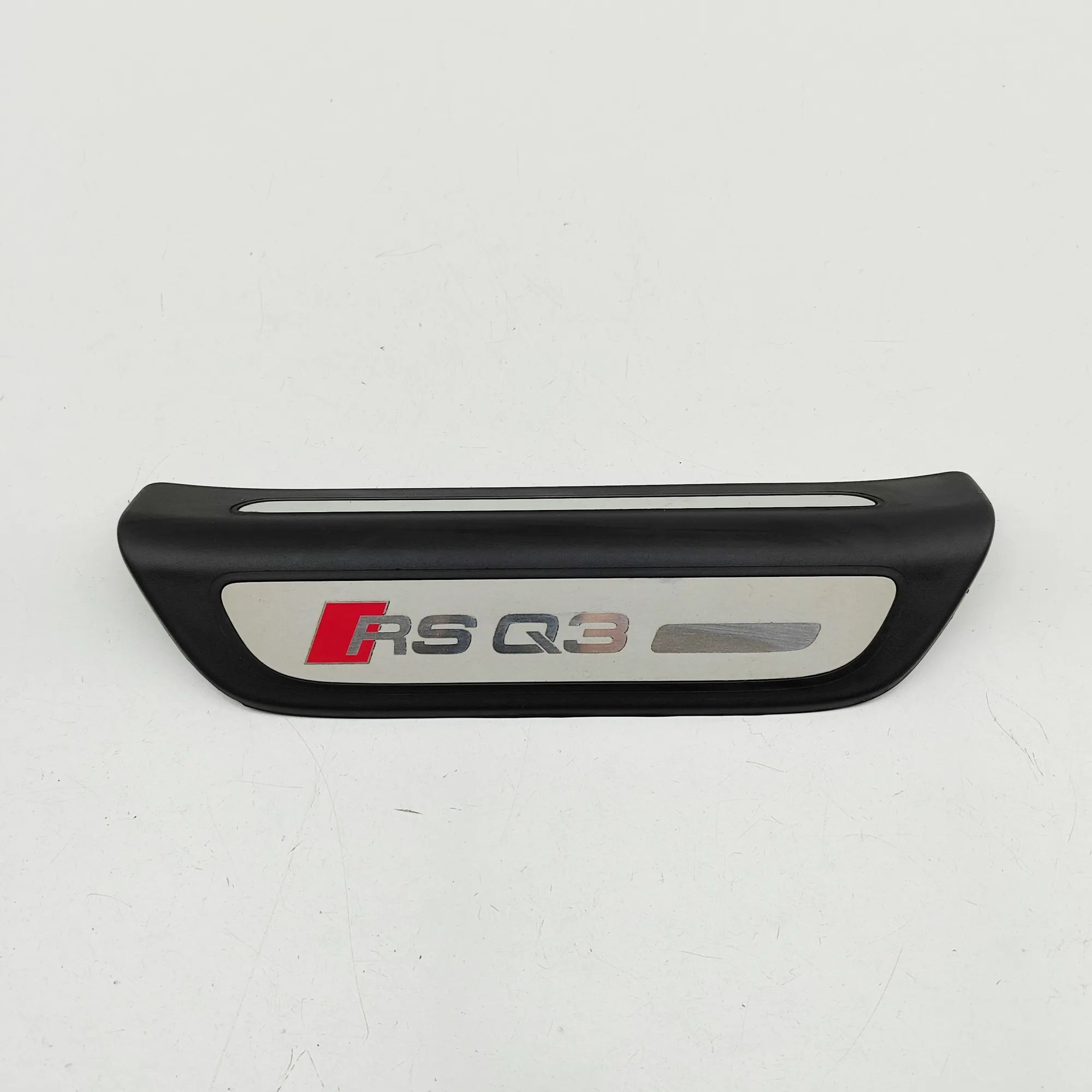 Audi Q3 (8U) Sill trim — rear right Sill trim — rear right — AUDI Q3 (8U) (2011-201...