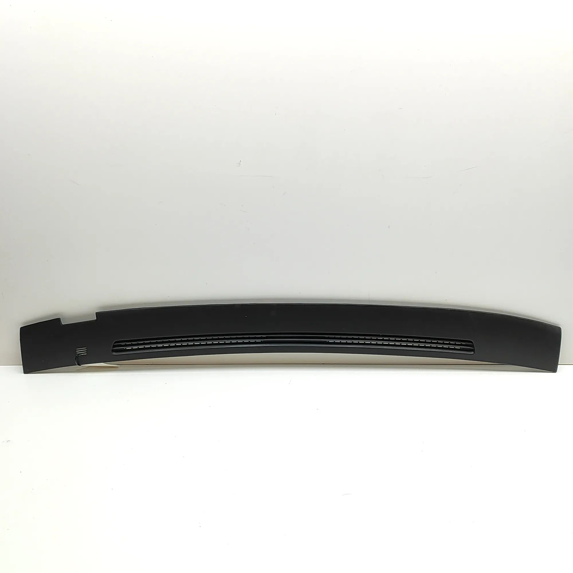 Dashboard Trim Brand/Model: FORD USA CROWN
Year: 2011
Engine: ...