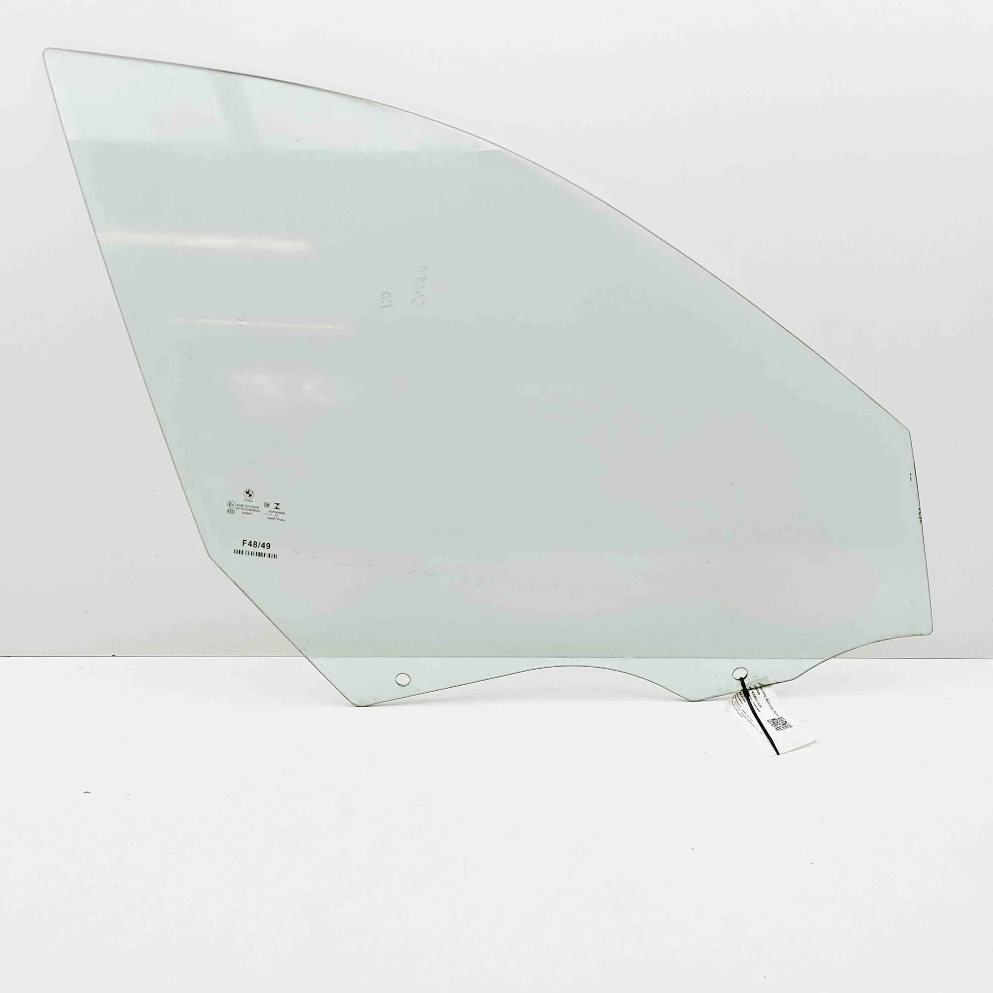 BMW X1 (F48) Front Right Door Window Front Right Door Window — BMW X1 (F48) (2014-20...