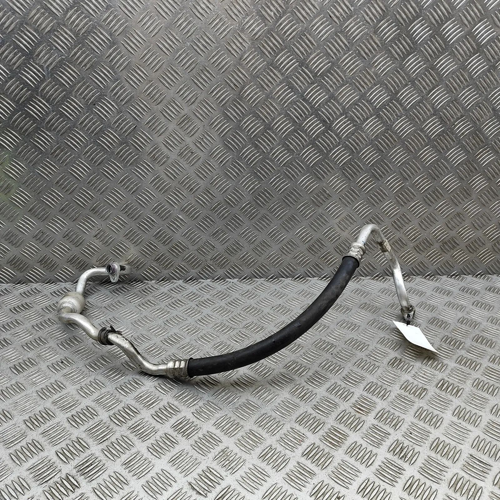 Land Rover Range Rover Sport (L494) A/C Air Con Hose Pipe A/C Air Con Hose Pipe — LAND ROVER RANGE ROVER ...