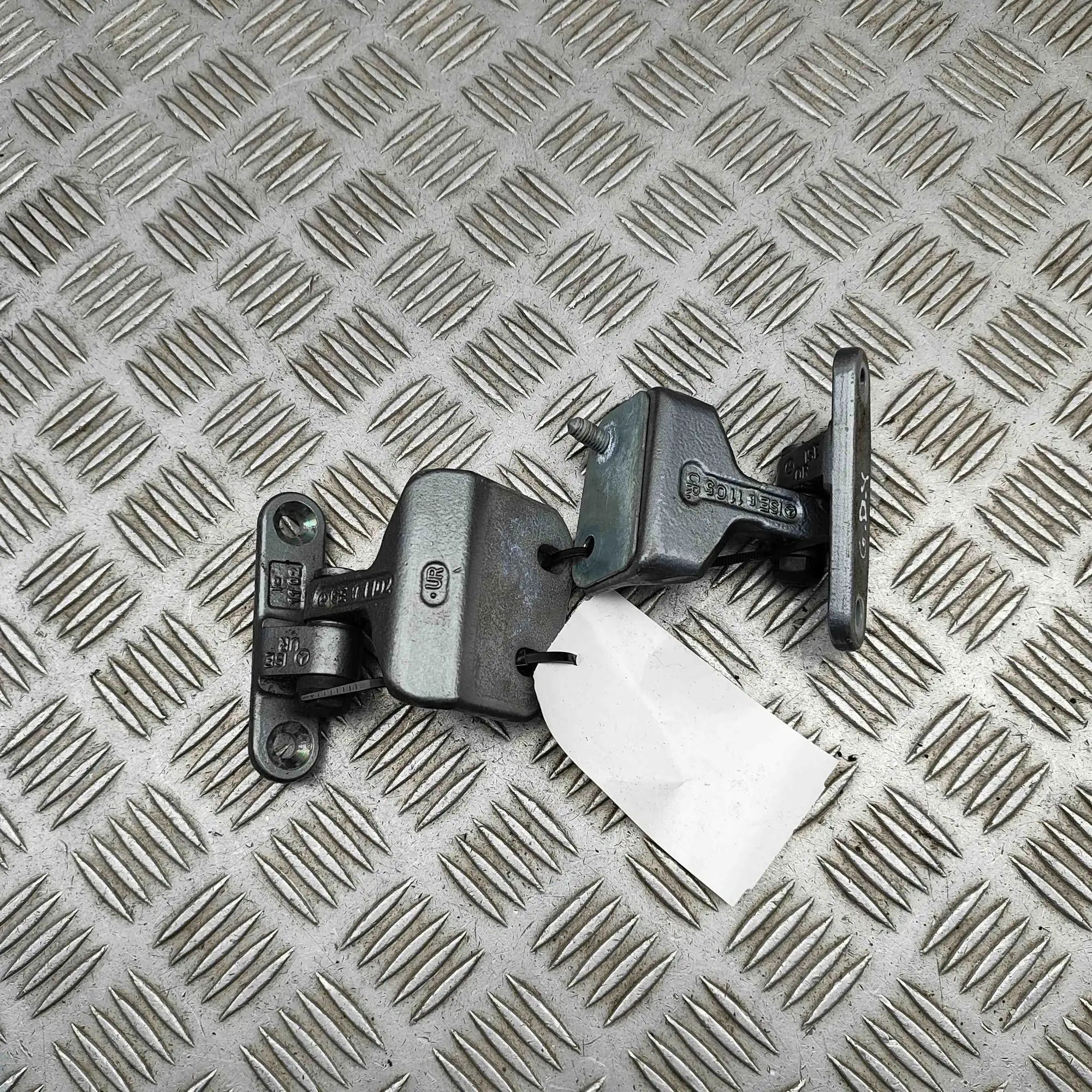 Mercedes-Benz A (W169) Door hinge set — rear right Door hinge set — rear right — MERCEDES BENZ S-C...