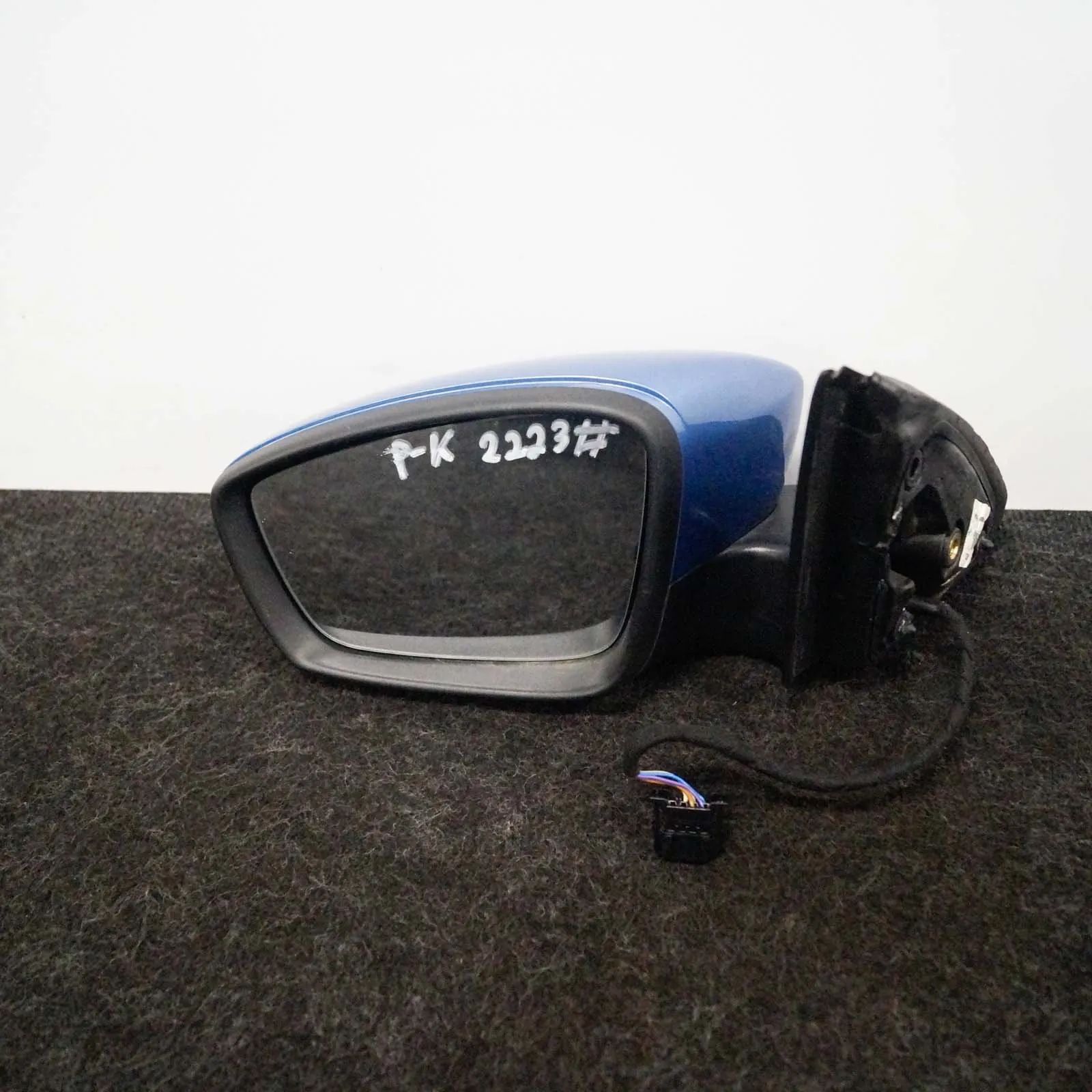 Skoda Rapid Left Side Wing Mirror Left Side Wing Mirror — SKODA RAPID (NH3) (2012...