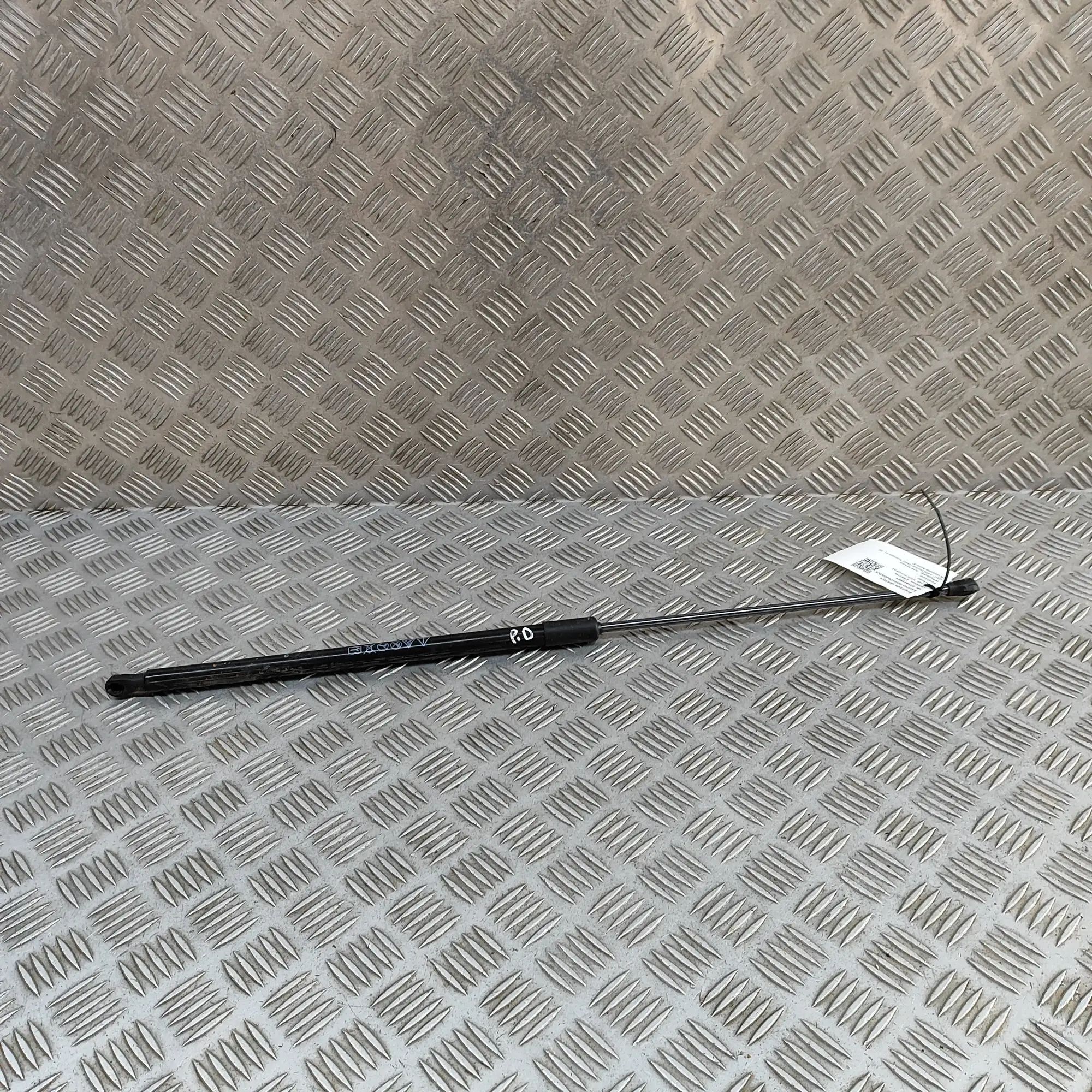 Audi A5 (B10) Bonnet gas strut — front right Bonnet gas strut — front right — AUDI A5 (Avant...