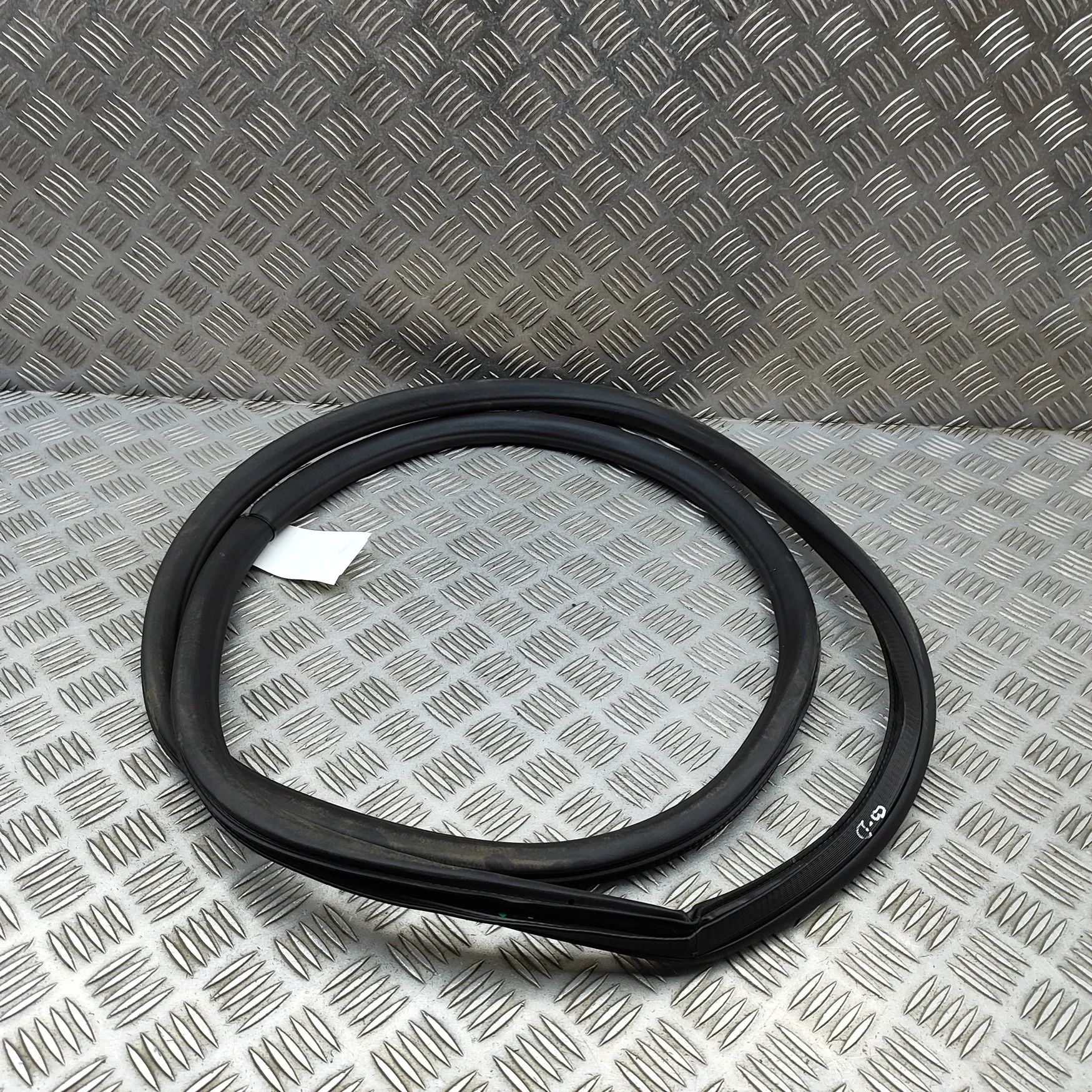 Chevrolet Malibu Door rubber seal — rear right Door rubber seal — rear right — CHEVROLET MALIB...