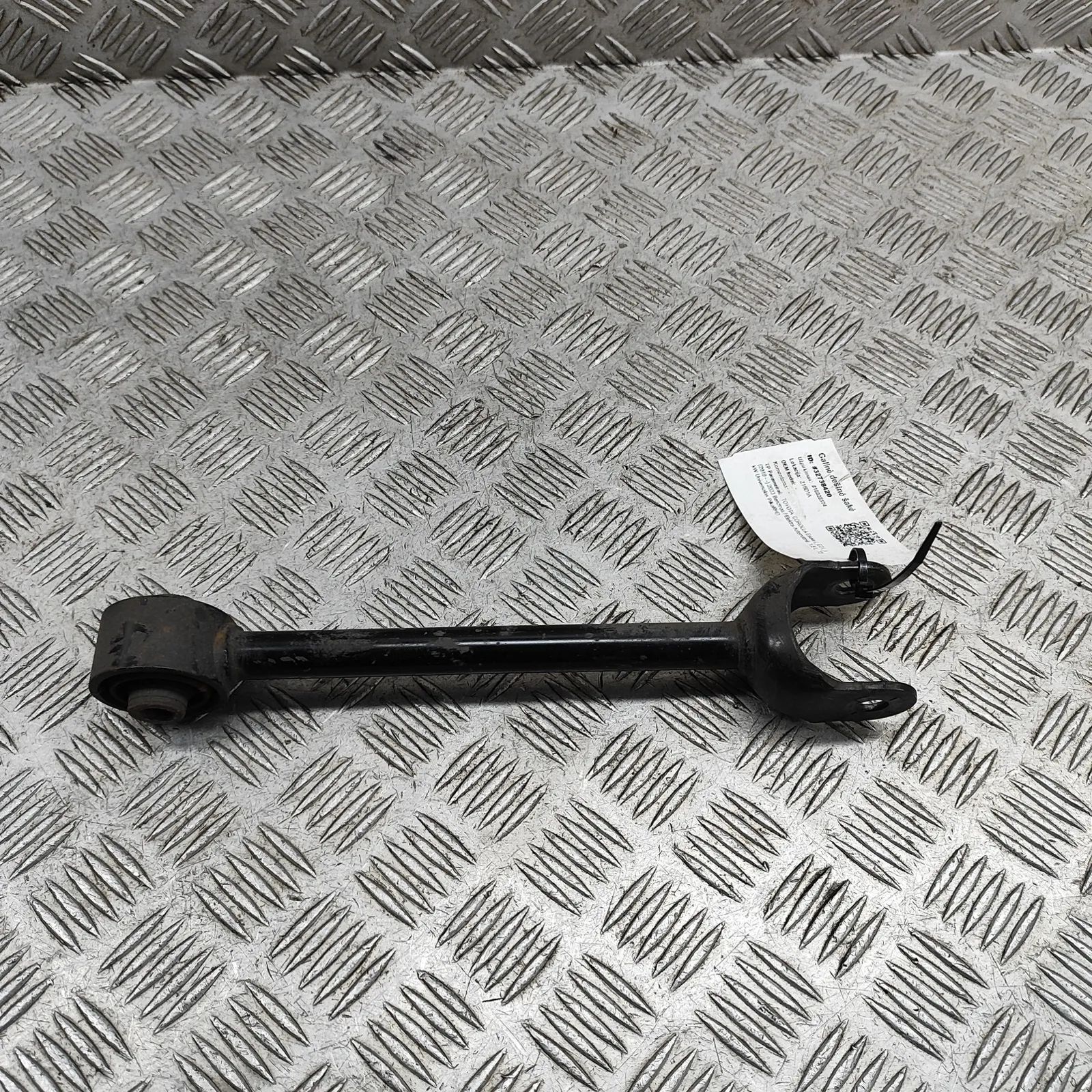 Toyota Corolla Control arm — rear right Control arm — rear right — TOYOTA COROLLA (Esta...