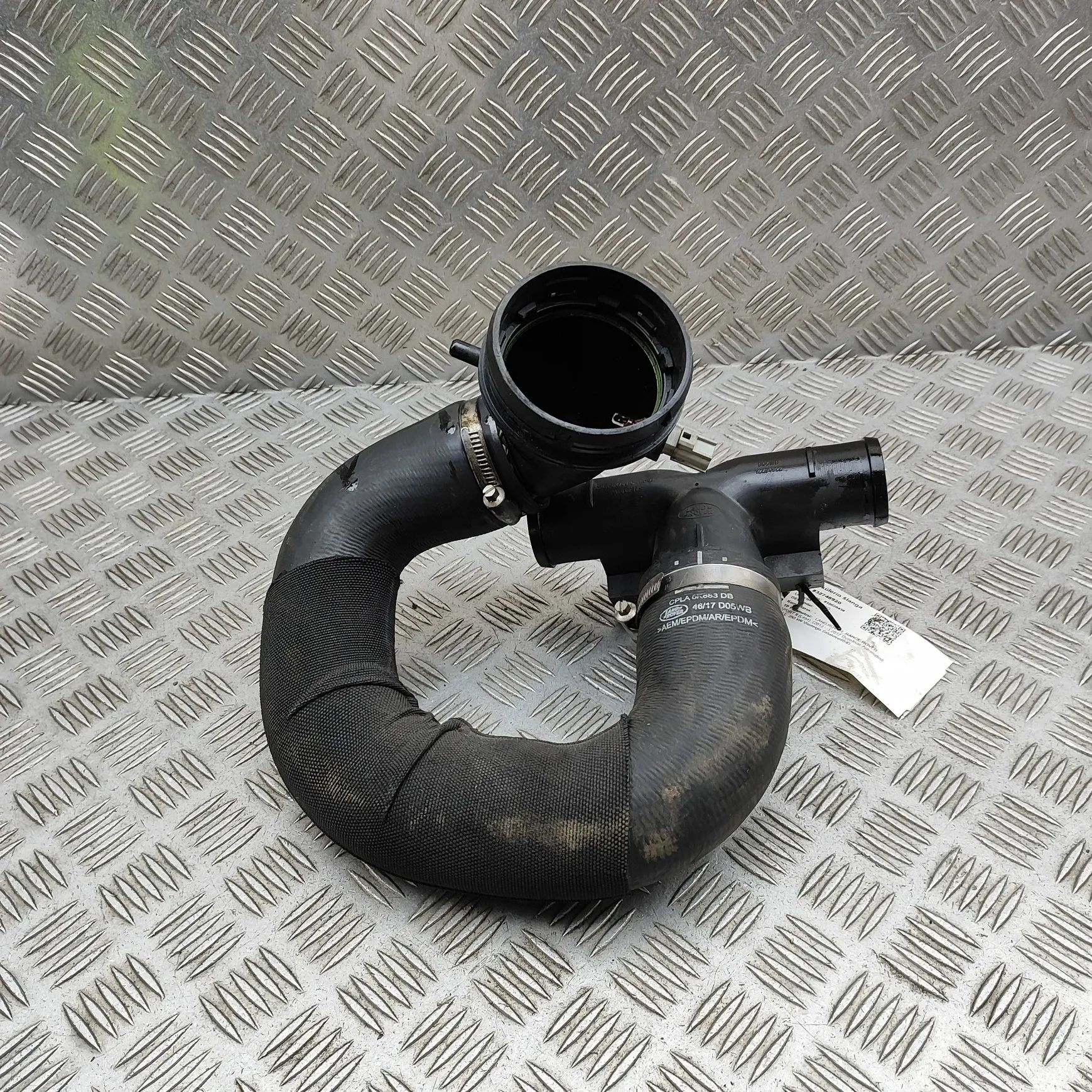 Land Rover Range Rover Sport (L494) Intercooler Hose Pipe Intercooler Hose Pipe — LAND ROVER RANGE ROVER ...