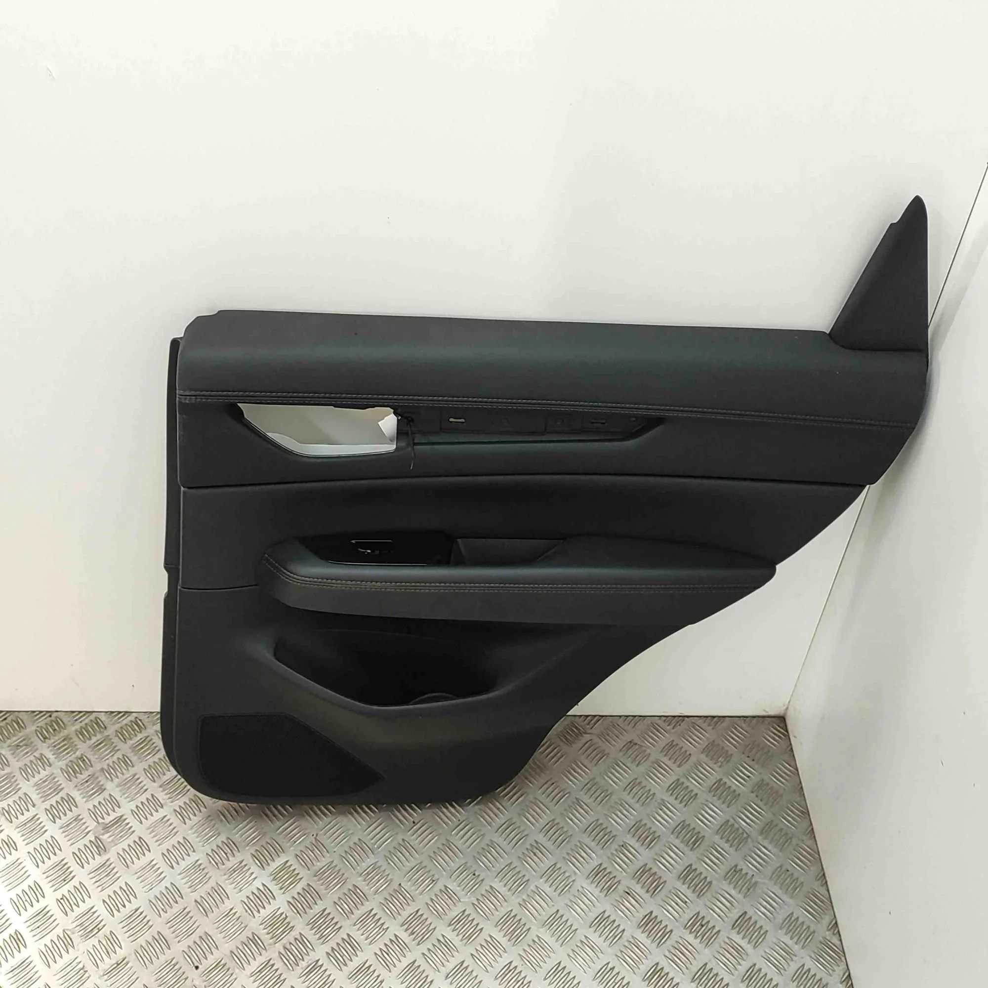 Mazda CX-5 (KF) Rear Right Door Panel Rear Right Door Panel — MAZDA CX-5 (KF) (2016-....