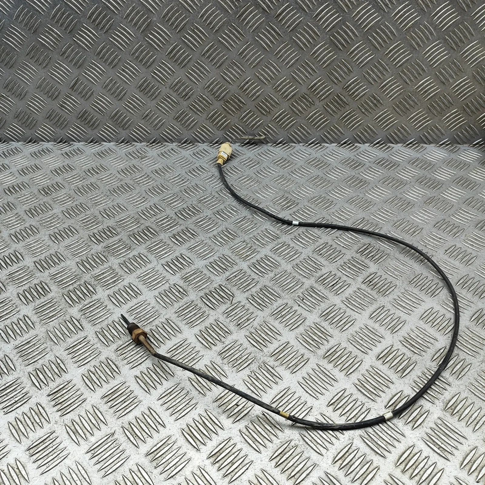 Volkswagen Transporter (T6, Caravelle, Multivan) Exhaust gas temperature sensor Exhaust gas temperature sensor — VW TRANSPORTER...