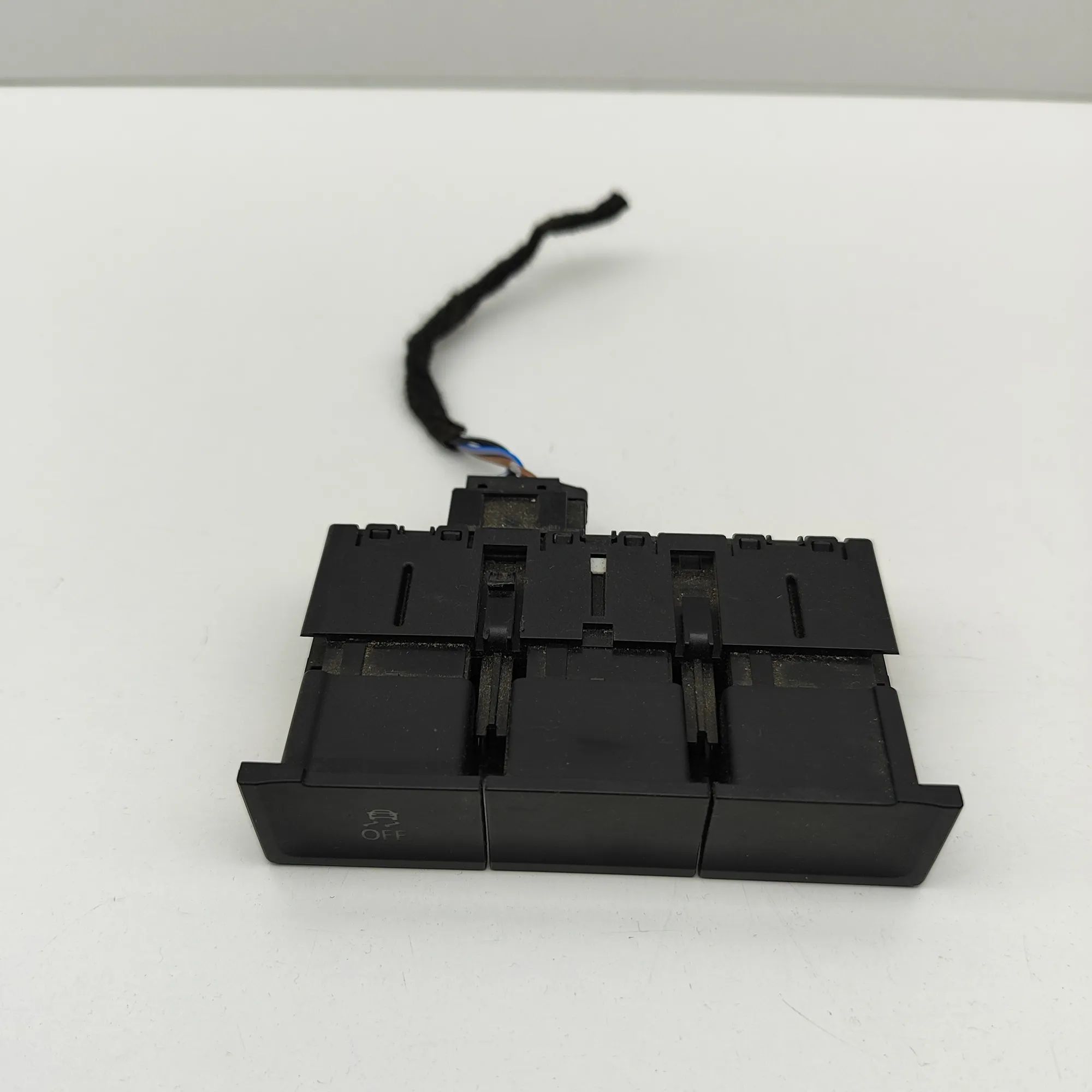 Volkswagen Transporter (T6, Caravelle, Multivan) ESP switch ESP switch — VW TRANSPORTER (VI T6 Van SGA, SGH...