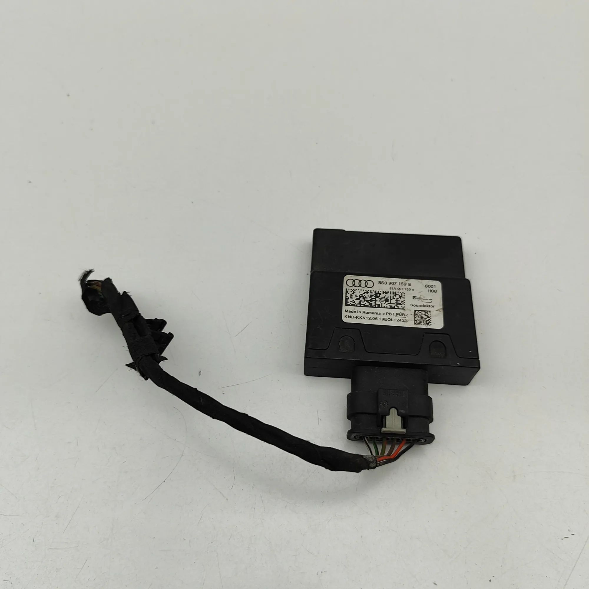 Audi TT (8S) Engine Sound Control Unit Engine Sound Control Unit — AUDI TT (FV3) (2014...