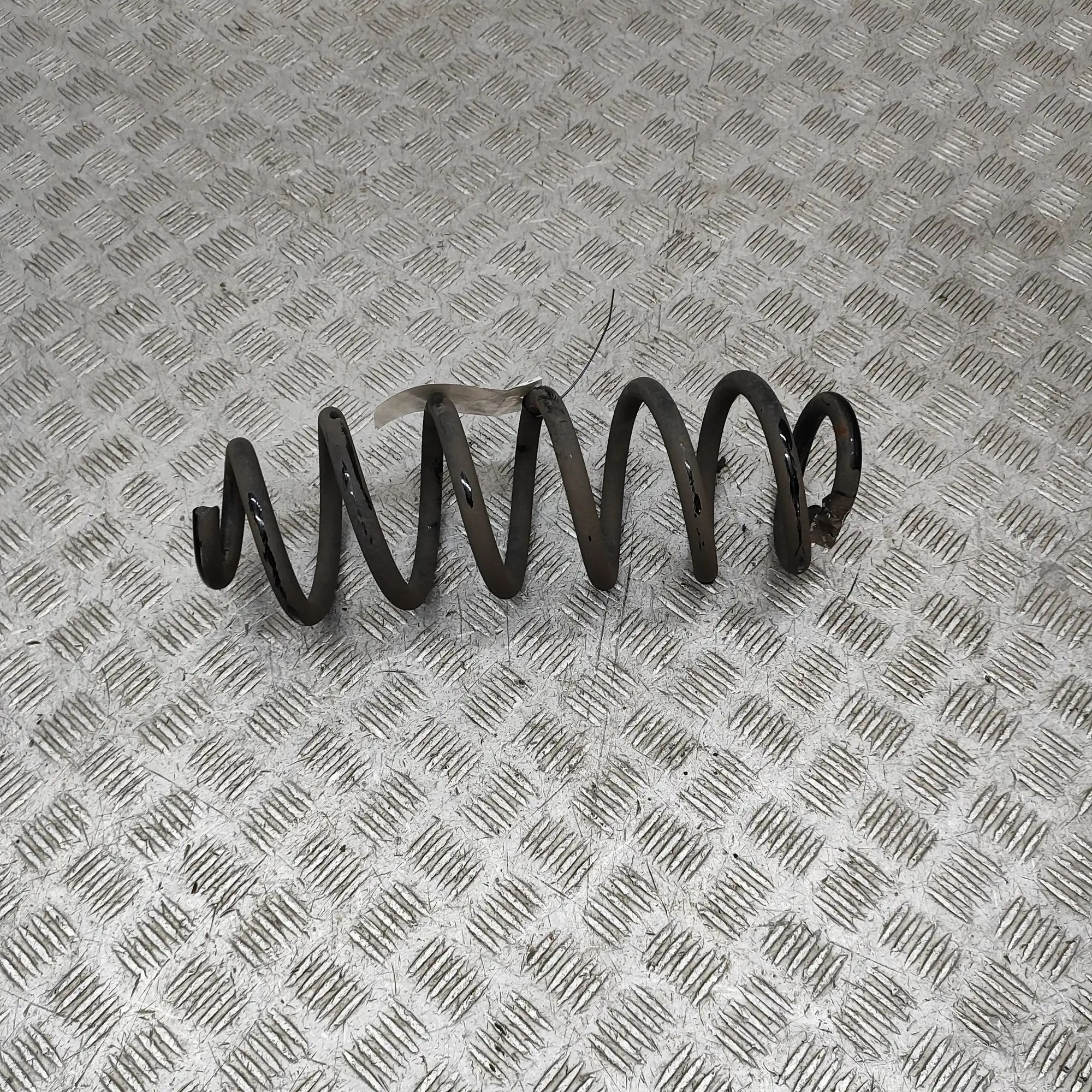Ford Kuga Coil spring — rear left Coil spring — rear left — FORD KUGA (III DFK) (...