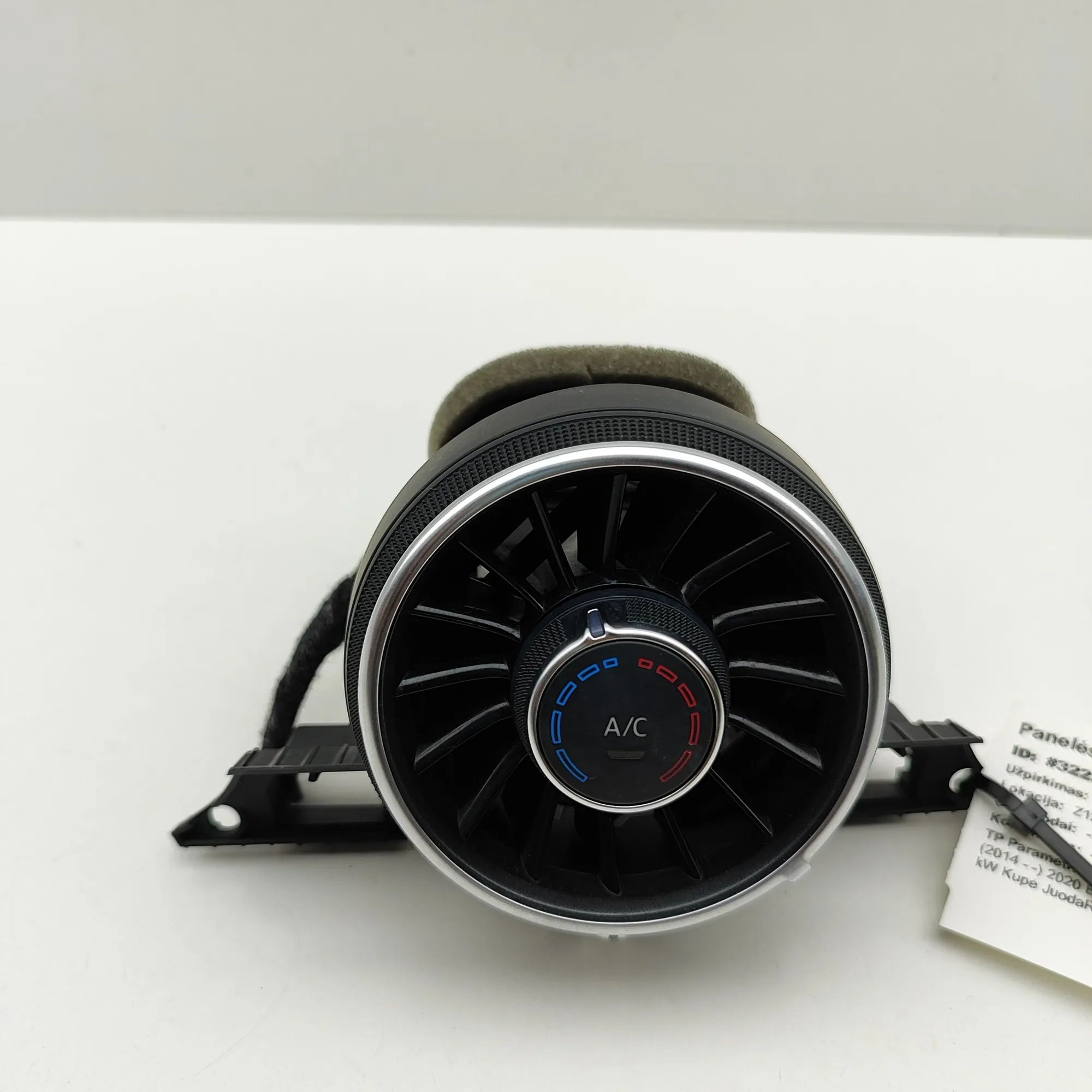 Audi TT (8S) Dashboard Air Vents Dashboard Air Vents — AUDI TT (FV3) (2014-...) ...