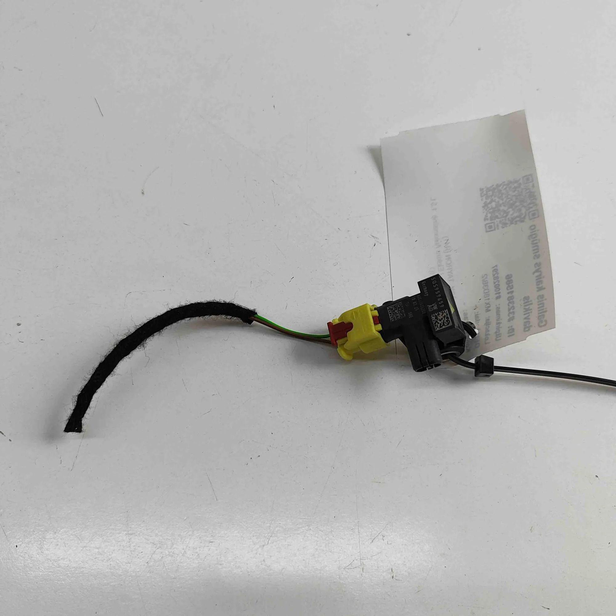 Volkswagen Tayron Impact sensor — rear left Impact sensor — rear left — VW TAYRON (R41) (20...