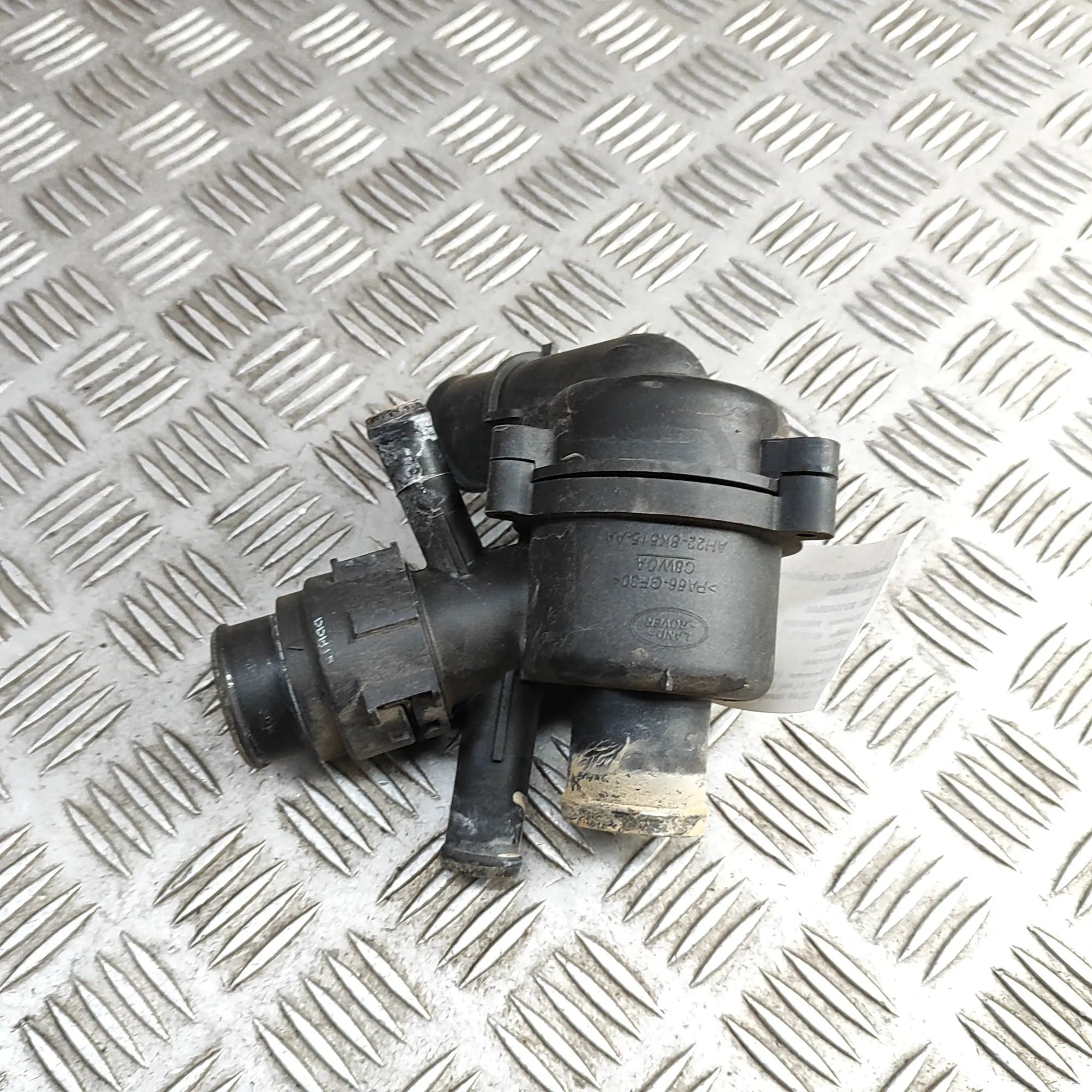 Land Rover Range Rover Sport (L494) Auxiliary Water Pump Auxiliary Water Pump — LAND ROVER RANGE ROVER S...