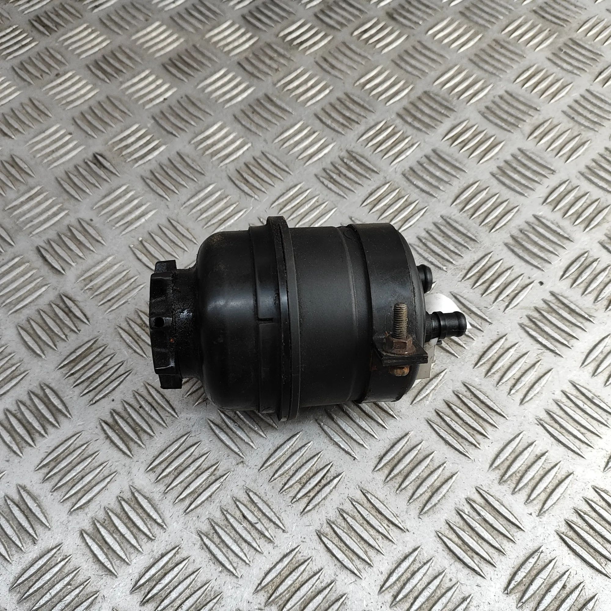Land Rover Defender Power Steering Fluid Tank Power Steering Fluid Tank — LAND ROVER DEFENDER...