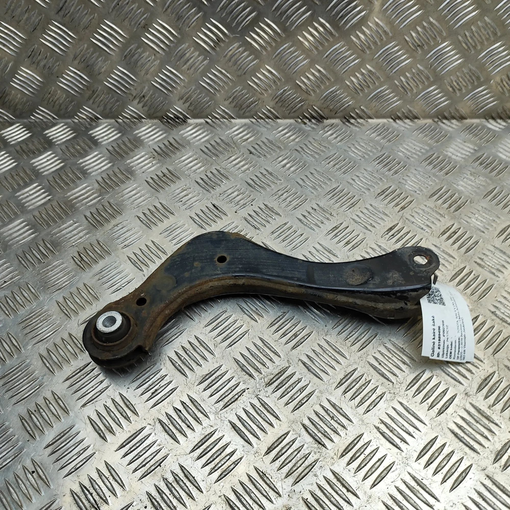 Toyota RAV4 (XA40) Control arm — rear left Control arm — rear left — TOYOTA RAV (4 V A5, H...