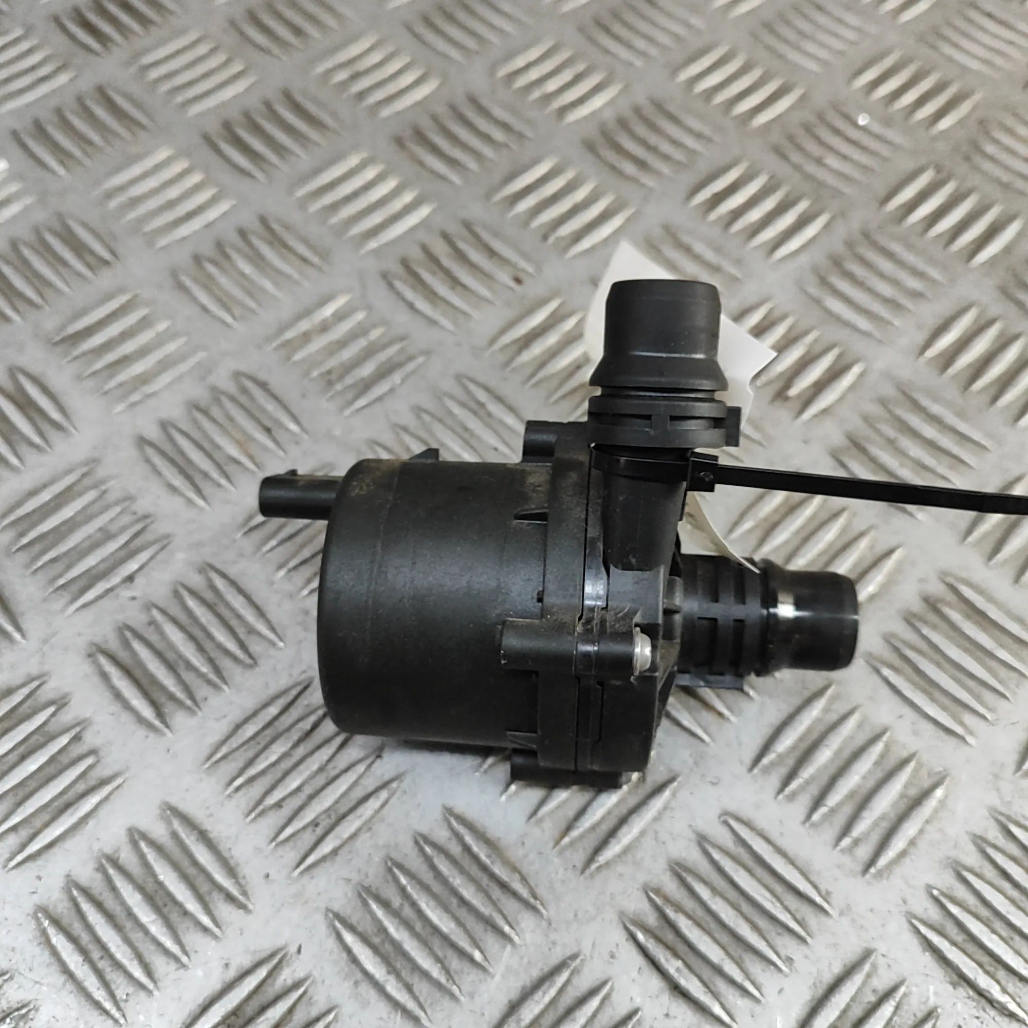 Peugeot 208 Auxiliary Water Pump Auxiliary Water Pump — PEUGEOT 208 (II UB_, UP_...