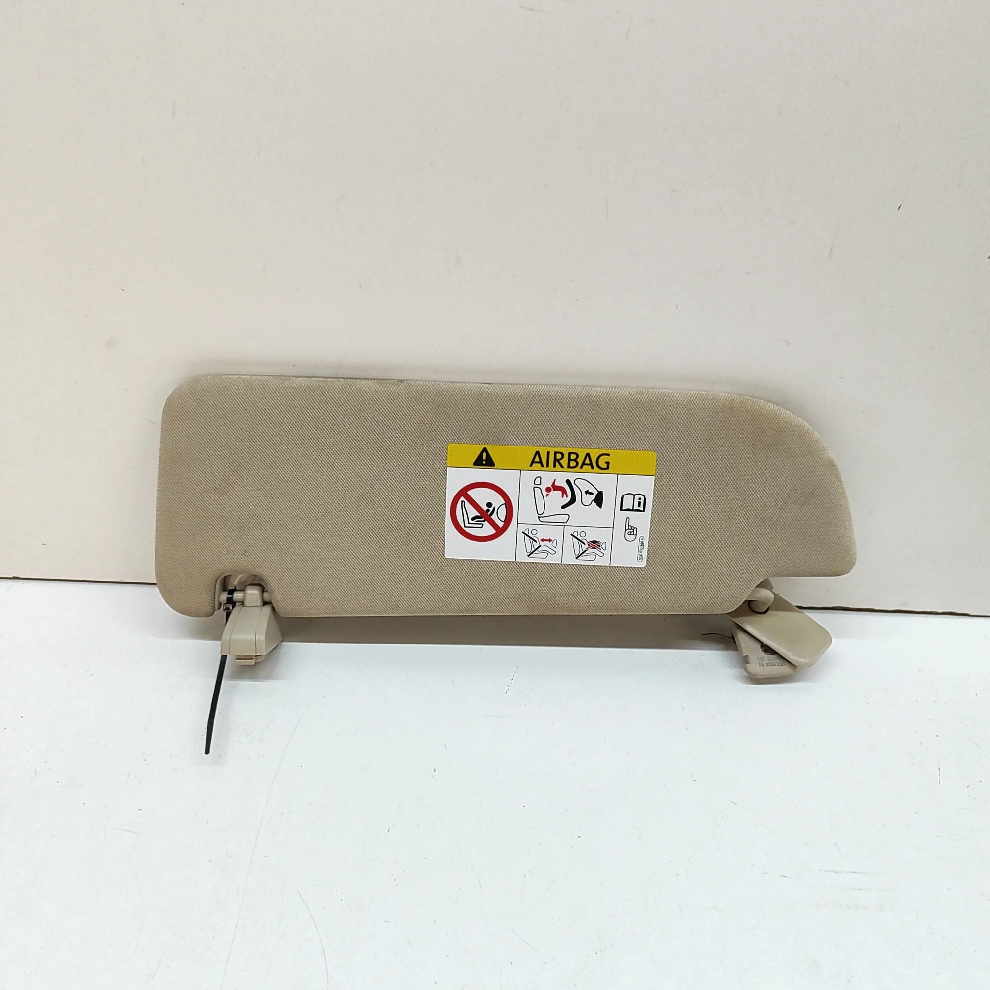 Audi Q7 (4M) Sun visor — right Sun visor — right — AUDI Q7 (4M) (2015-...) — 4...
