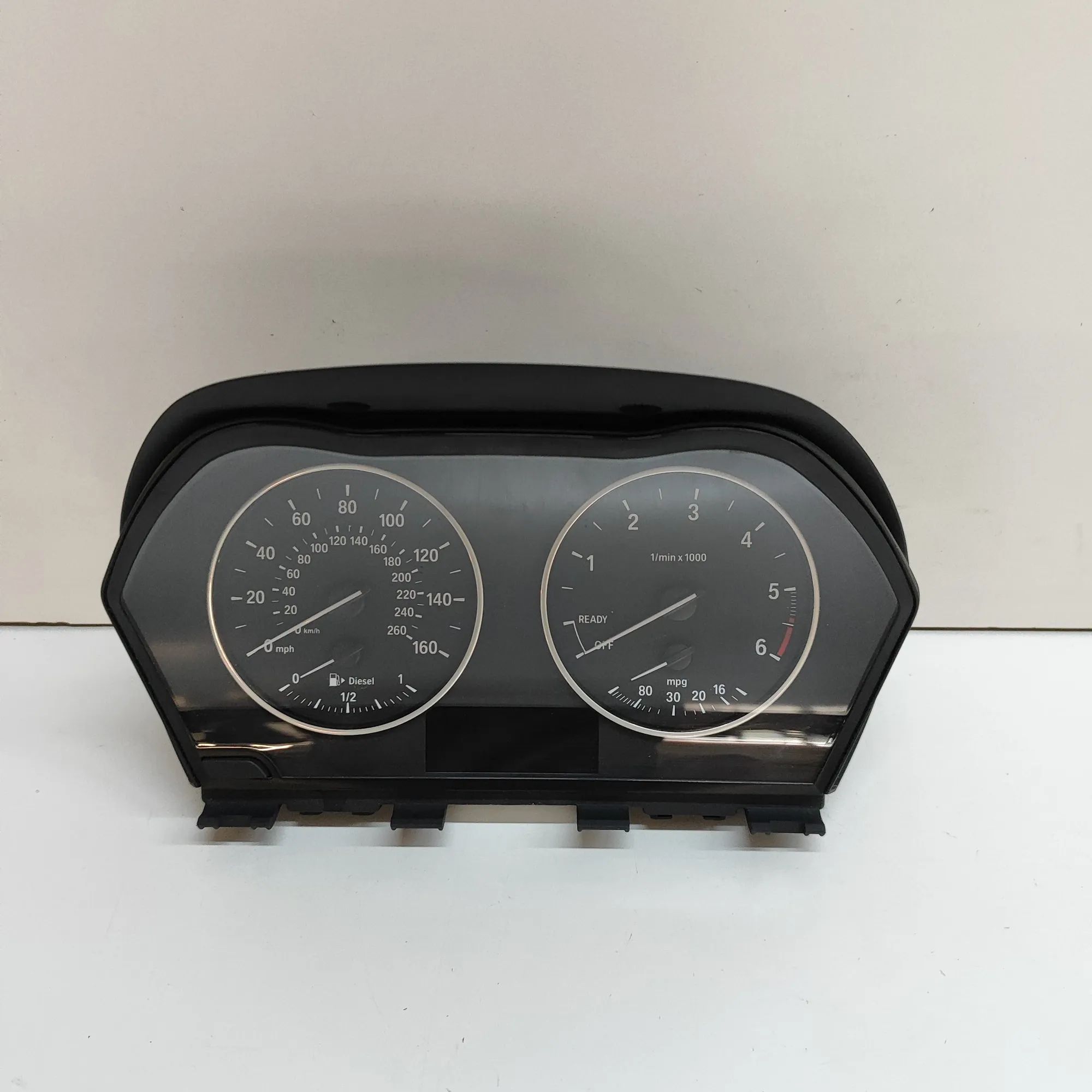 BMW X1 (F48) Instrument Cluster Speedometer Instrument Cluster Speedometer — BMW X1 (F48) (...