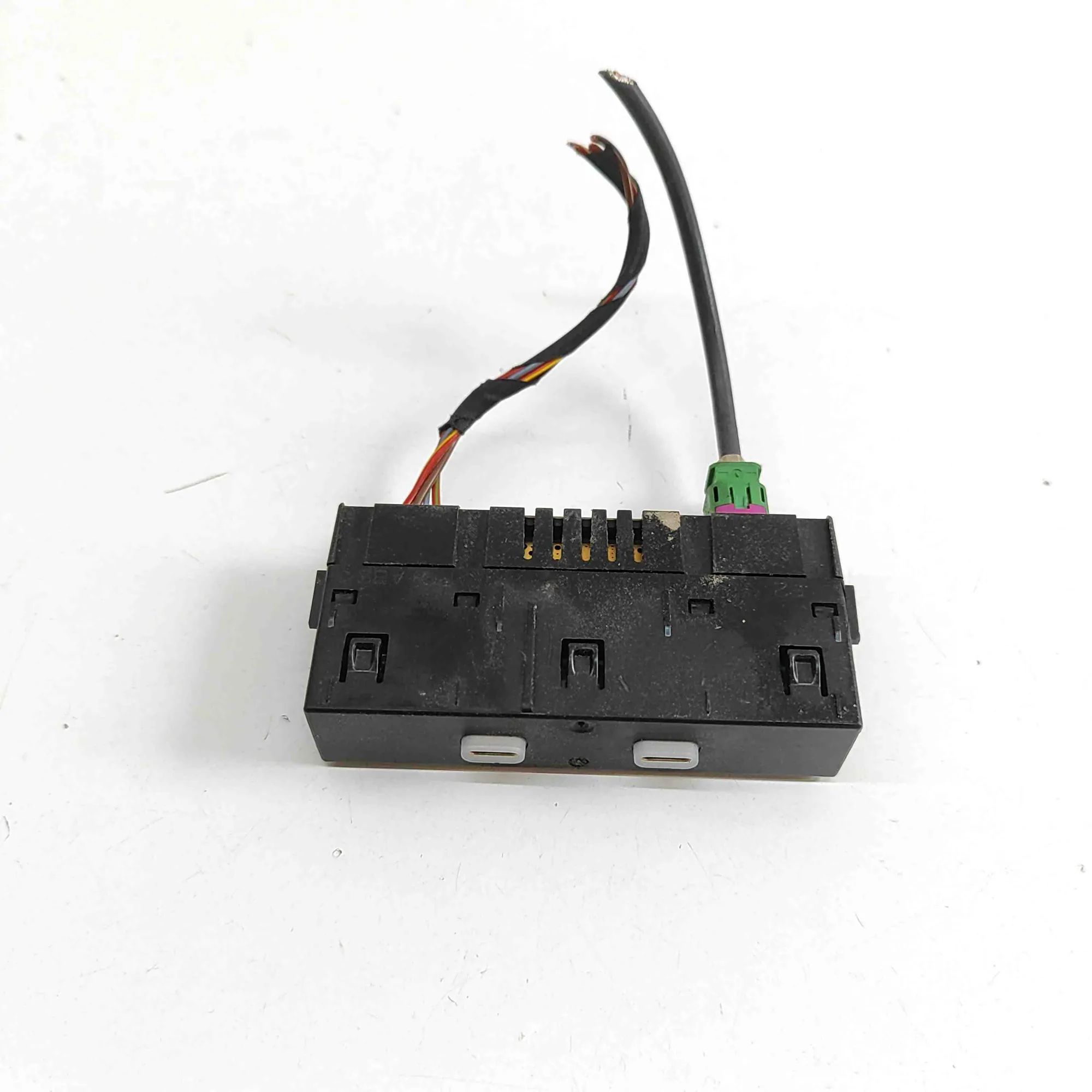 Skoda Enyaq USB USB — SKODA ENYAQ (iV SUV 5AC, 5AZ) (2020-...) ...