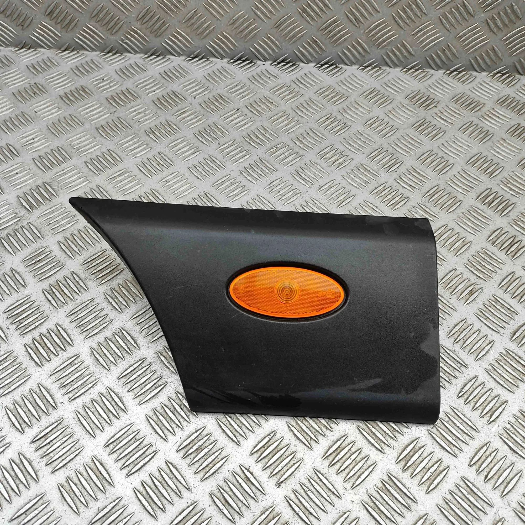 Opel Movano (B) Fender moulding — rear left Fender moulding — rear left — OPEL MOVANO (B Va...