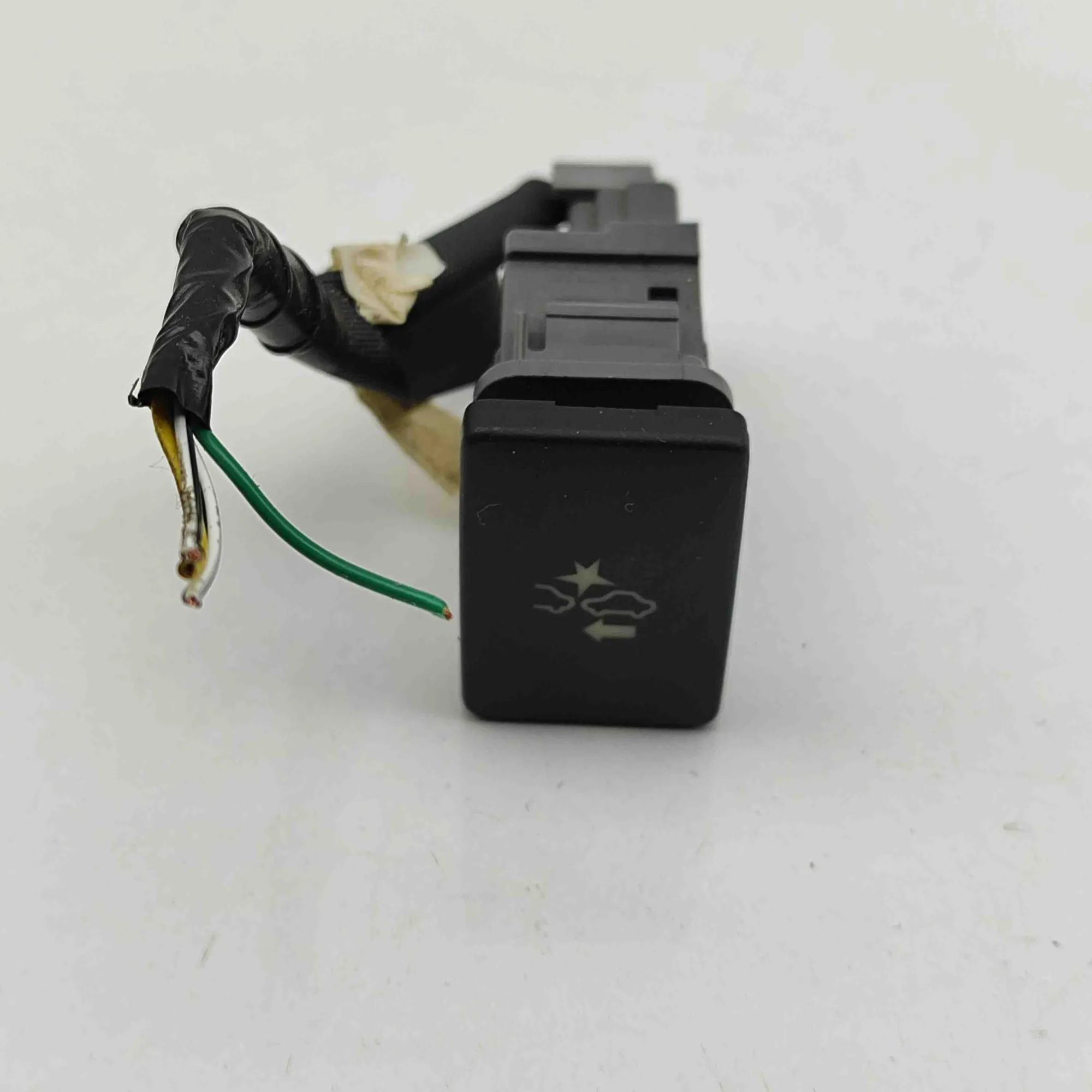 Toyota Auris katkaisijat Switches — TOYOTA AURIS (TOURING SPORTS _E18_) ...