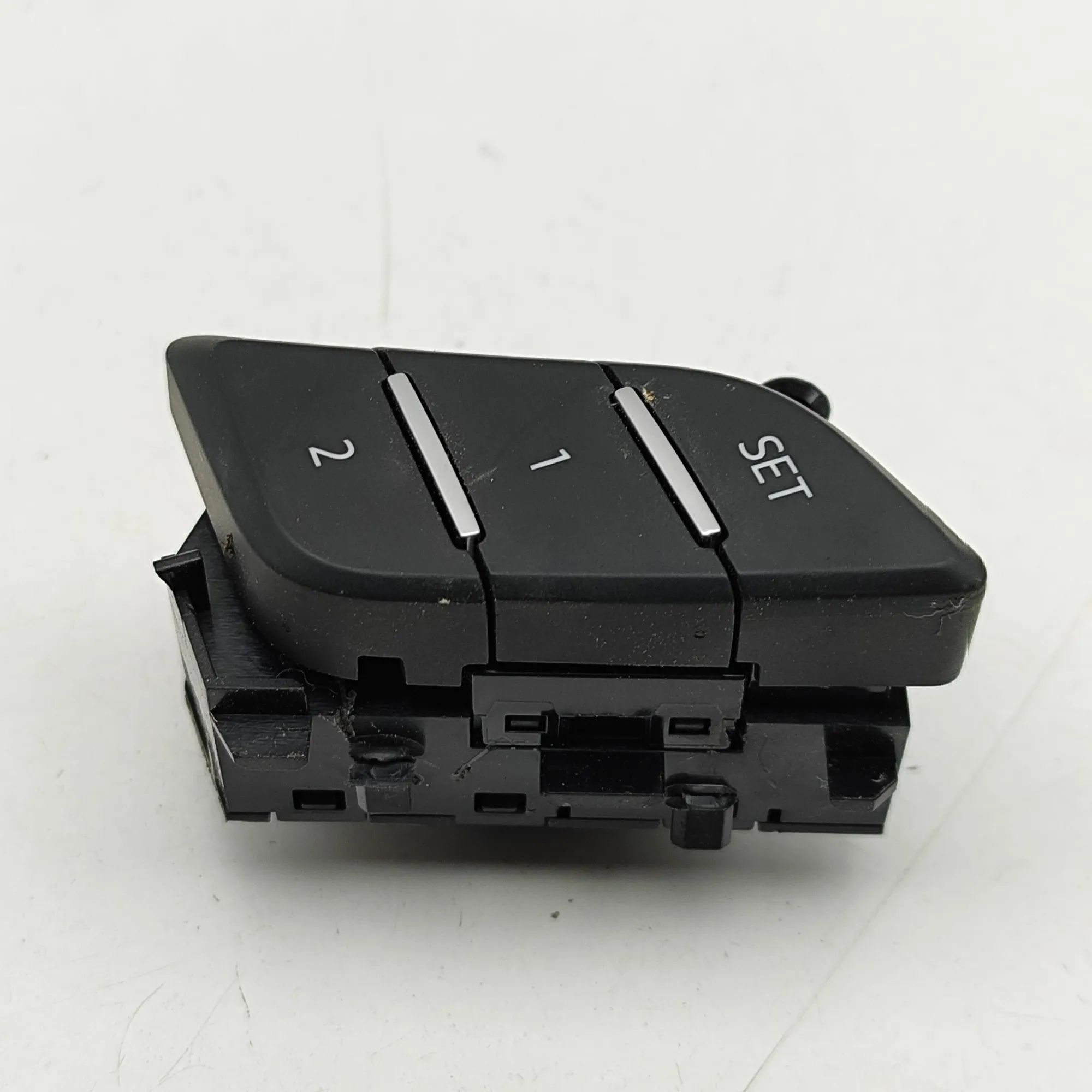 Audi Q8 Left Seat Control Switches Left Seat Control Switches — AUDI Q8 (4MN) (201...