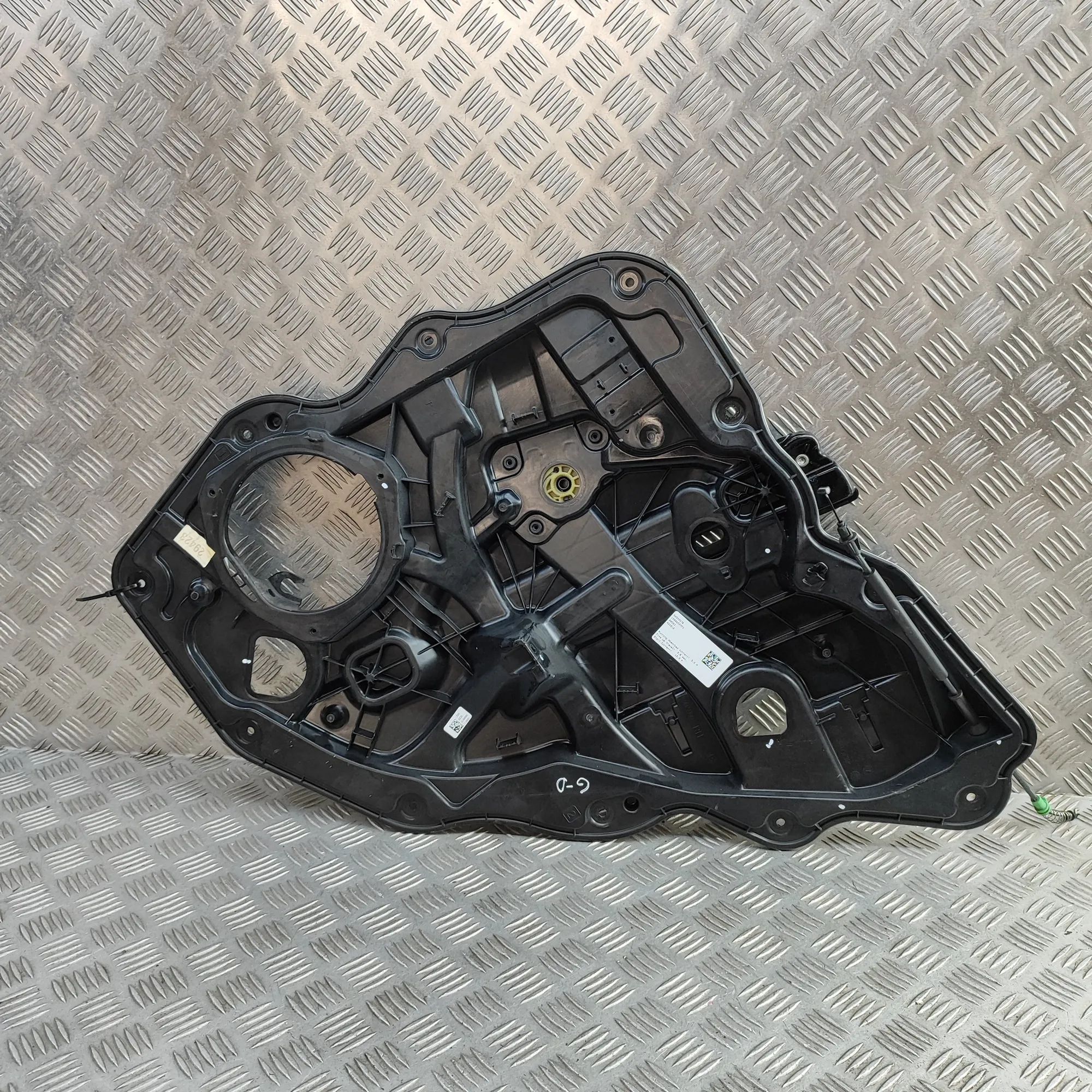 Alfa-Romeo Stelvio Rear Right Door Window Regulator Rear Right Door Window Regulator — ALFA ROMEO S...