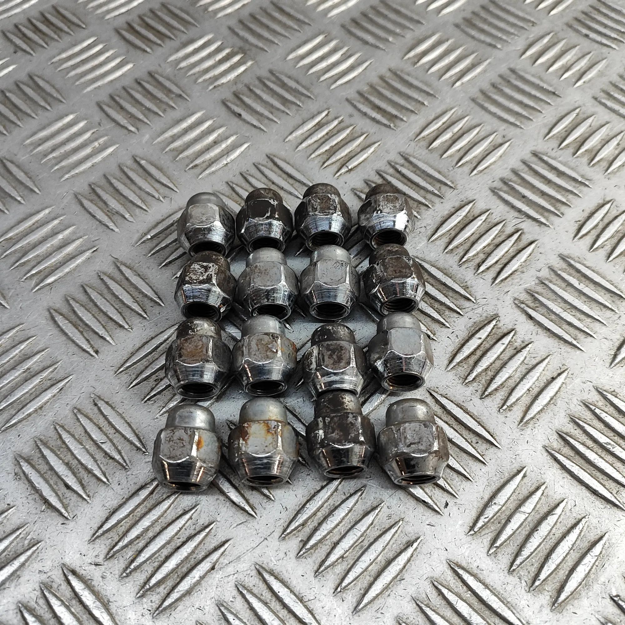 Kia Ceed (CD) Wheel Screws Kit Wheel Screws Kit — KIA CEE\'D (Hatchback CD) (2...