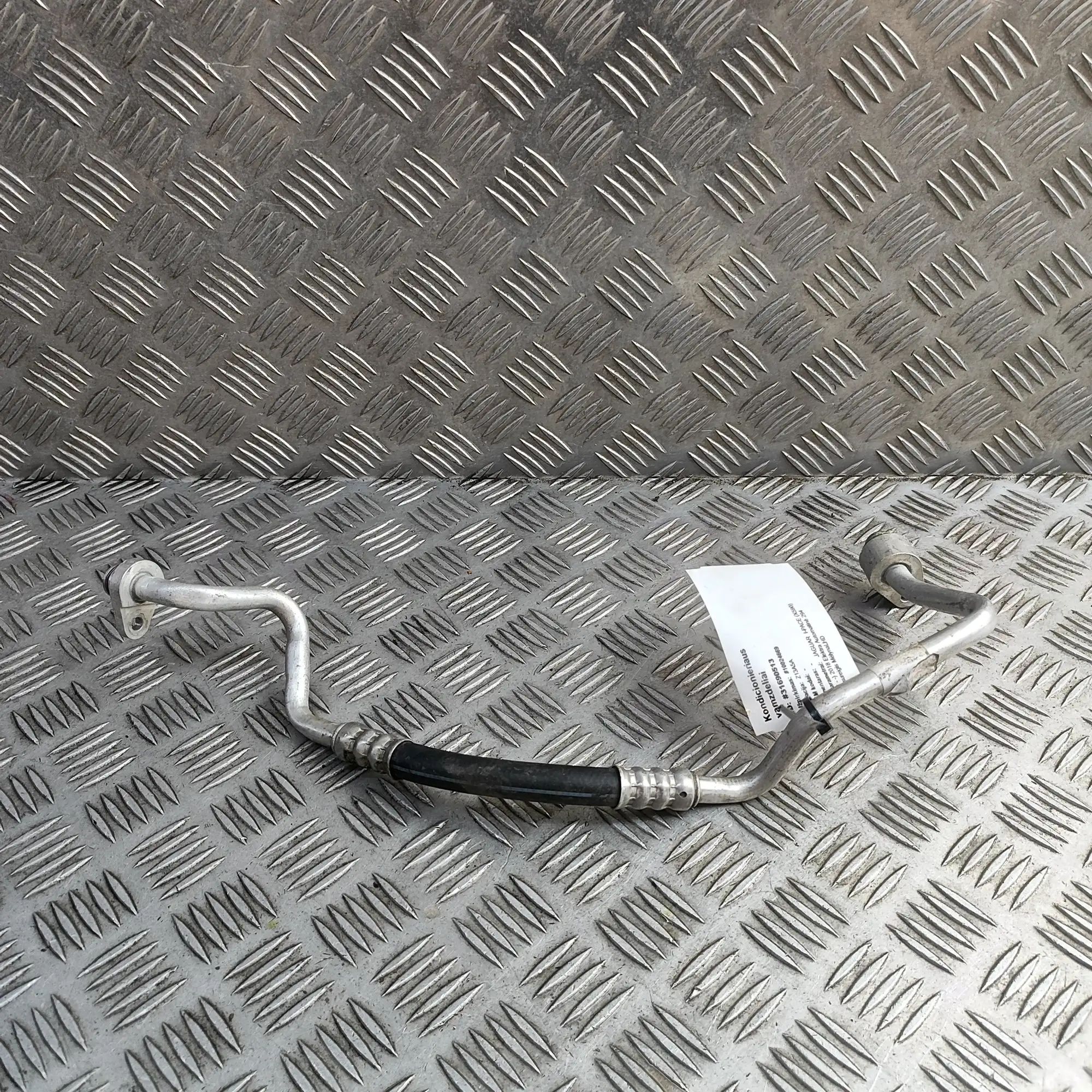 Jaguar I-Pace A/C Air Con Hose Pipe A/C Air Con Hose Pipe — JAGUAR I-PACE (X590) (2...