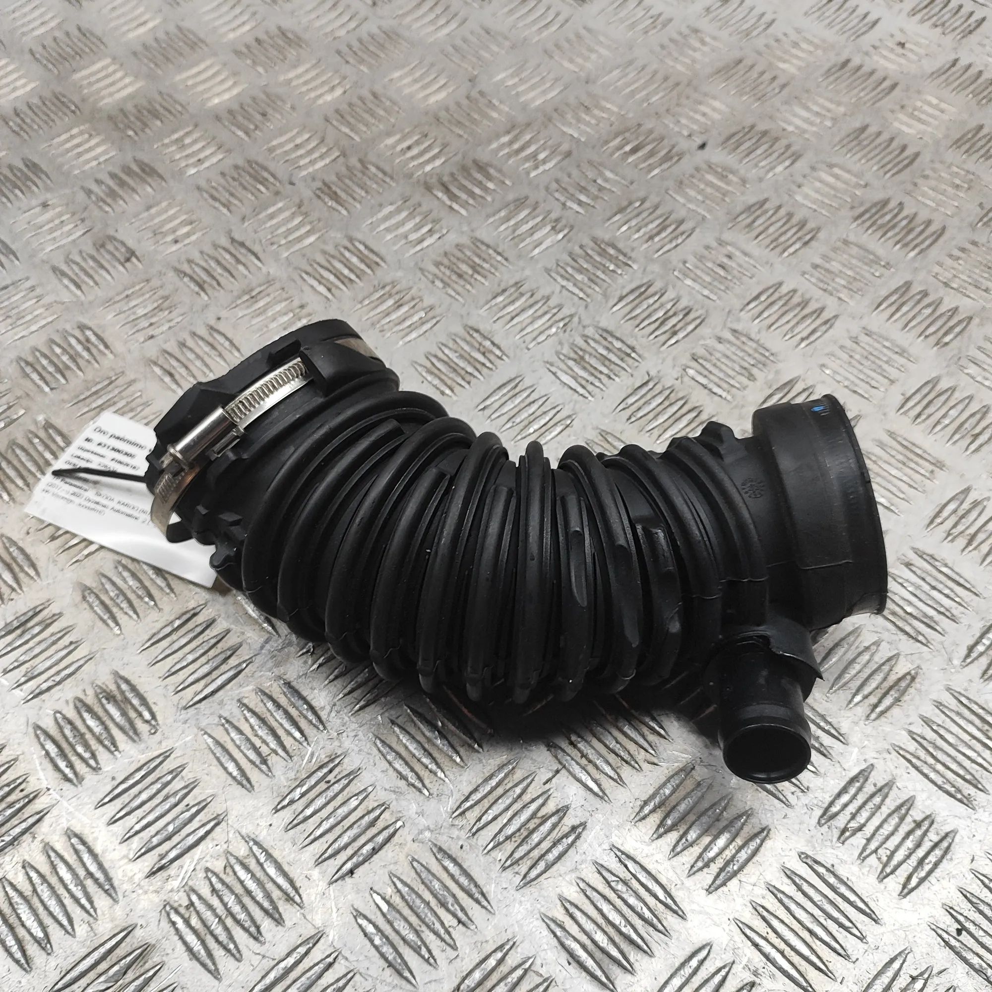 Skoda Karoq Air Intake Tube Air Intake Tube — SKODA KAROQ (NU7) (2017-...) ...