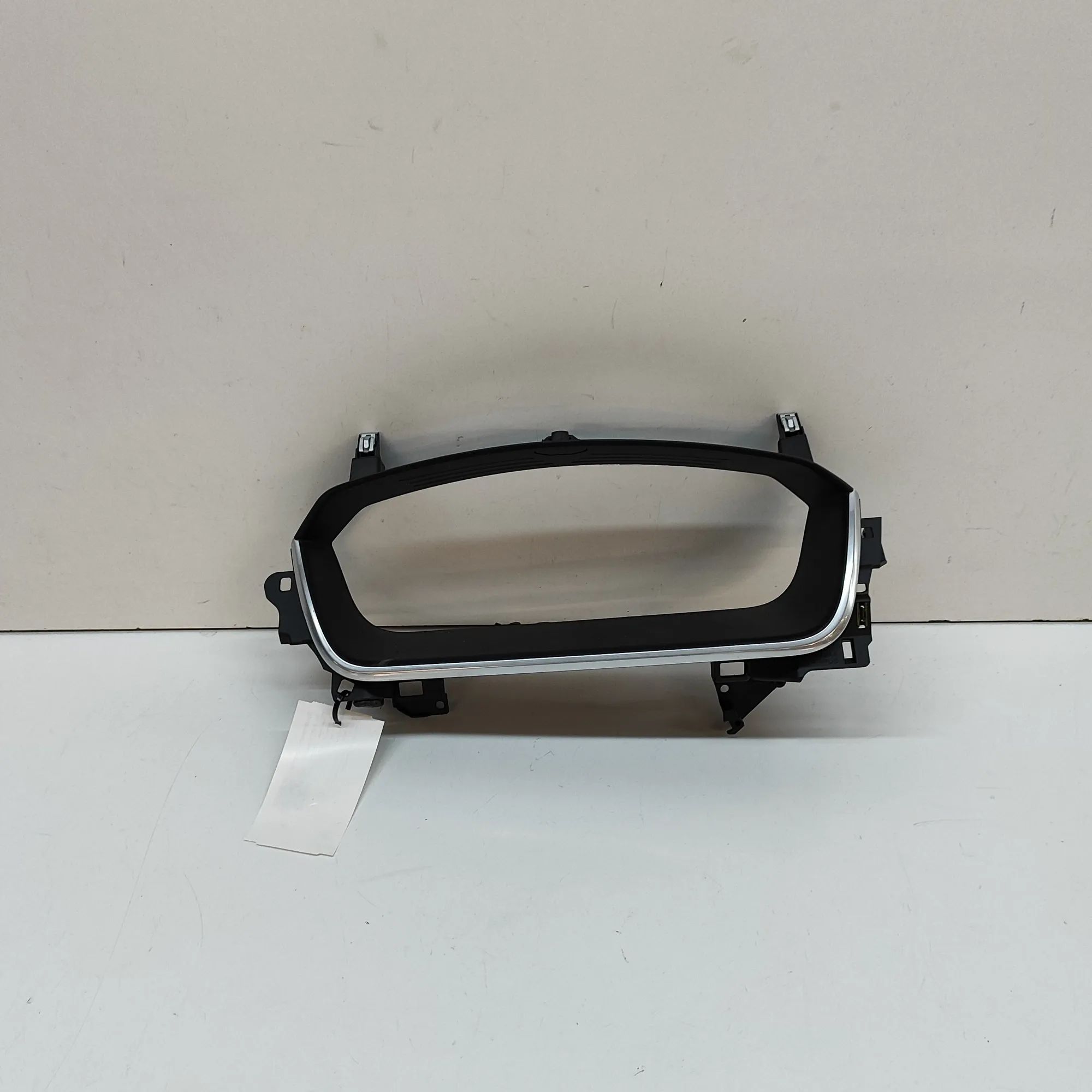 Jaguar I-Pace Instrument Cluster Trim Instrument Cluster Trim — JAGUAR I-PACE (X590) ...
