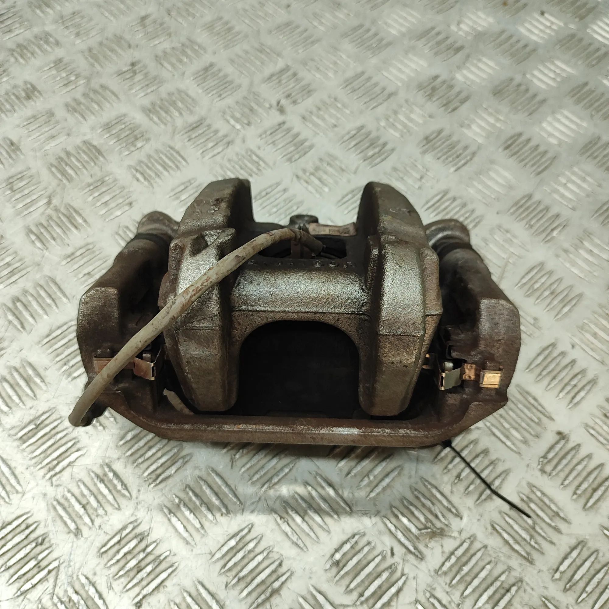 Audi Q4 e-tron Brake caliper — front right Brake caliper — front right — AUDI Q4 (Sportbac...