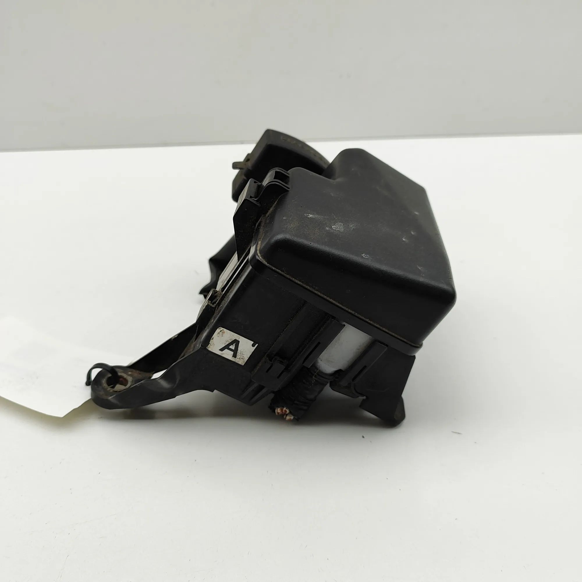 Lexus GS Fuse Box Module Fuse Box Module — LEXUS GS (JZS160_, UZS161_, U...