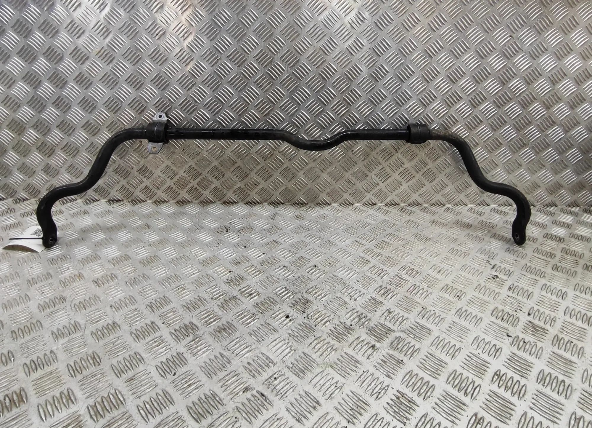 Infiniti Q30 Front Anti Roll Bar Front Anti Roll Bar — INFINITI Q30 (2015-...) —...