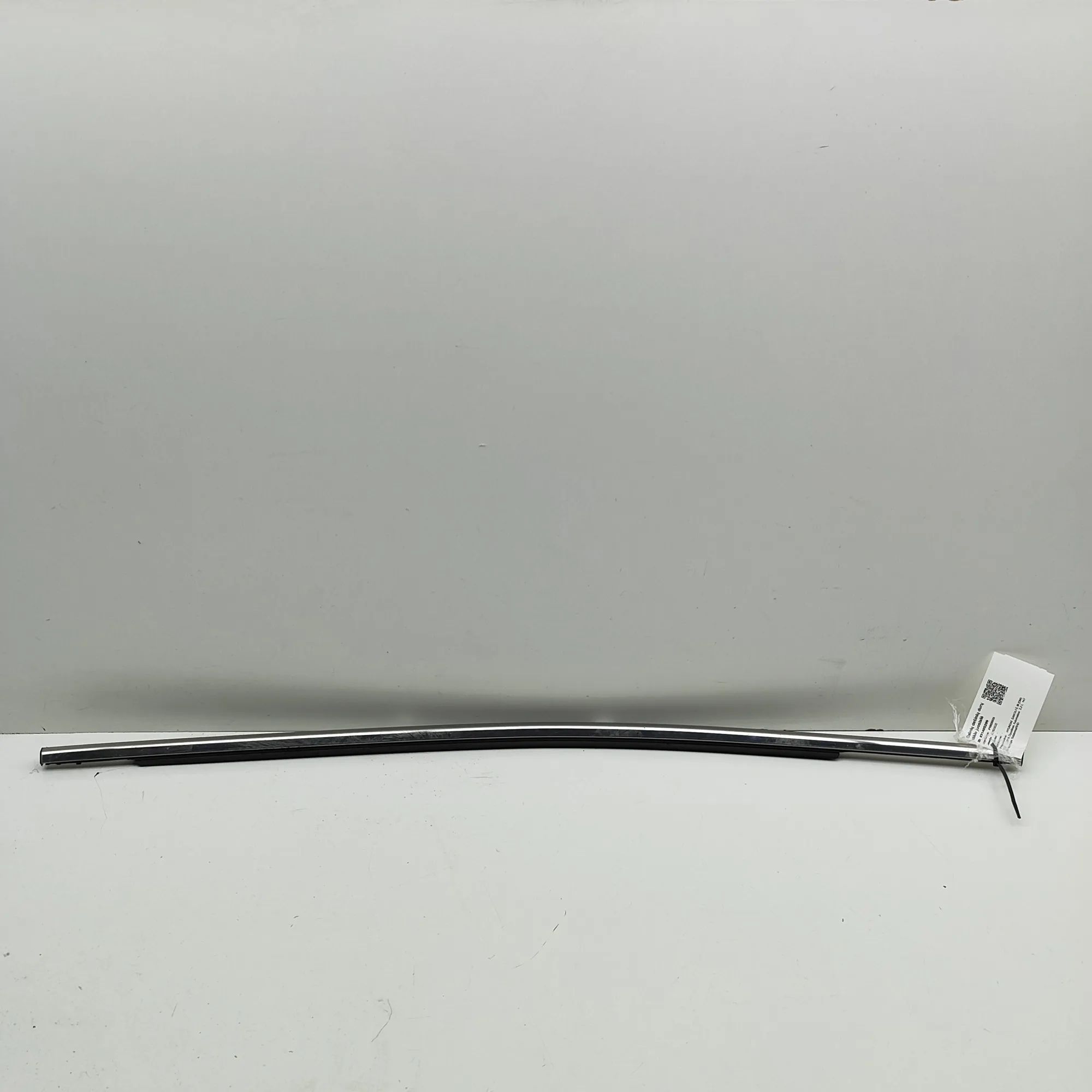 Hyundai Santa Fe Door window strip — rear right Door window strip — rear right — HYUNDAI SANTA ...