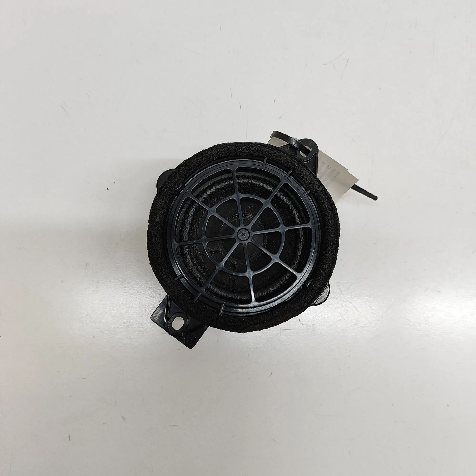 Porsche Cayman (987) Rear Right Door Speaker Rear Right Door Speaker — PORSCHE CAYMAN (987) ...