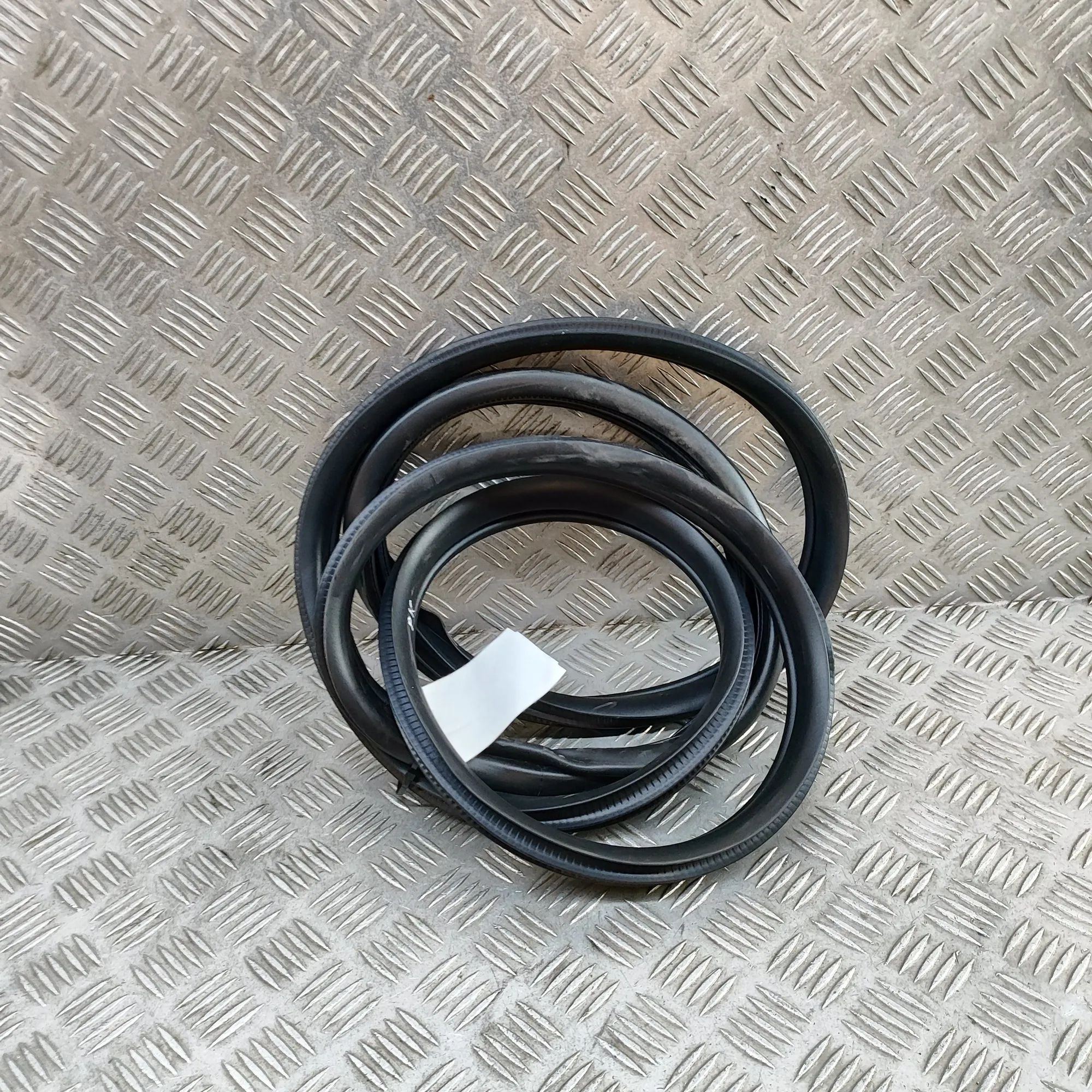 Mazda 3 (BP) Door rubber seal — front left Door rubber seal — front left — MAZDA CX-3 (0 D...