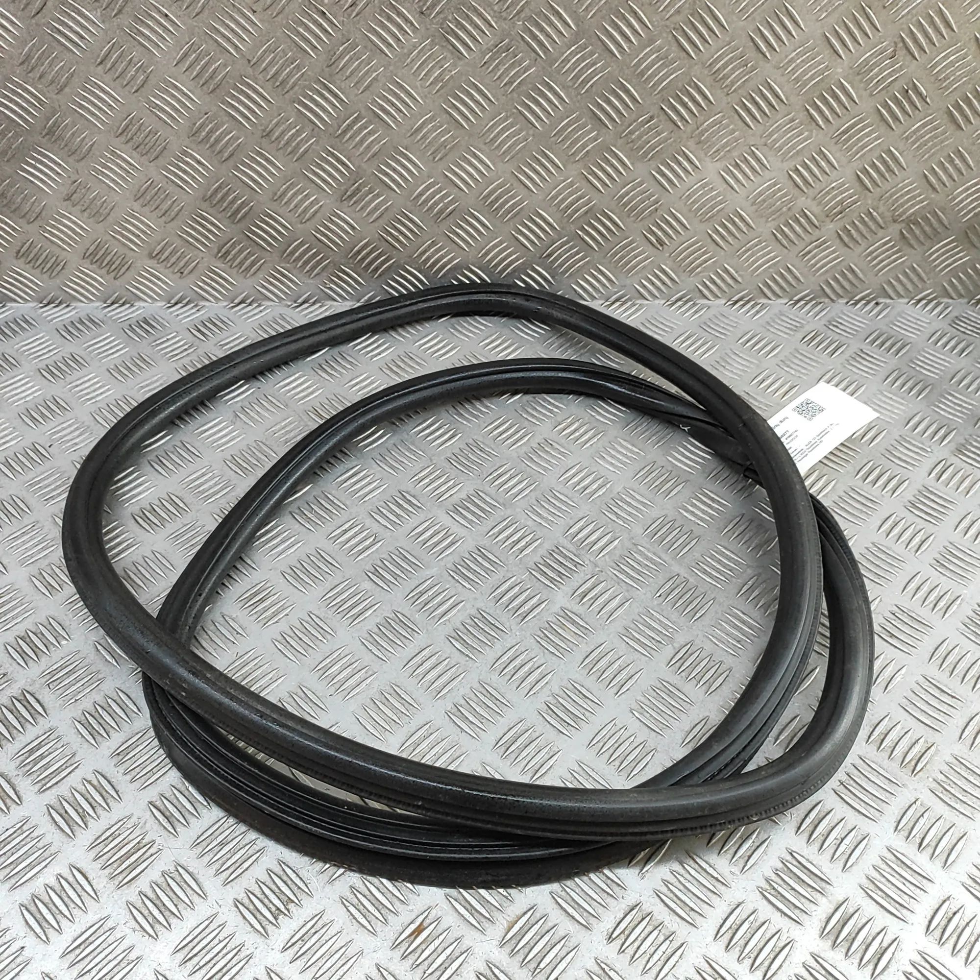 Audi Q3 (F3) Door rubber seal — rear left Door rubber seal — rear left — AUDI Q3 (Sportba...