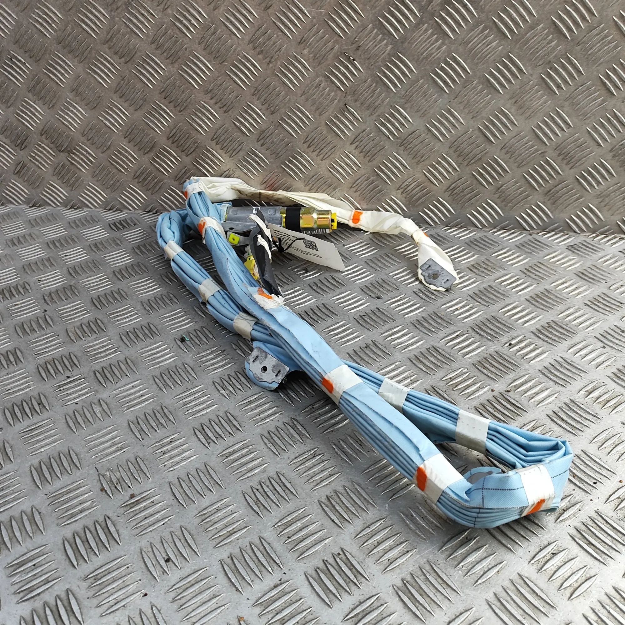 Lexus GS Right Side Roof Safety Curtain SRS Right Side Roof Safety Curtain SRS — LEXUS GS (...